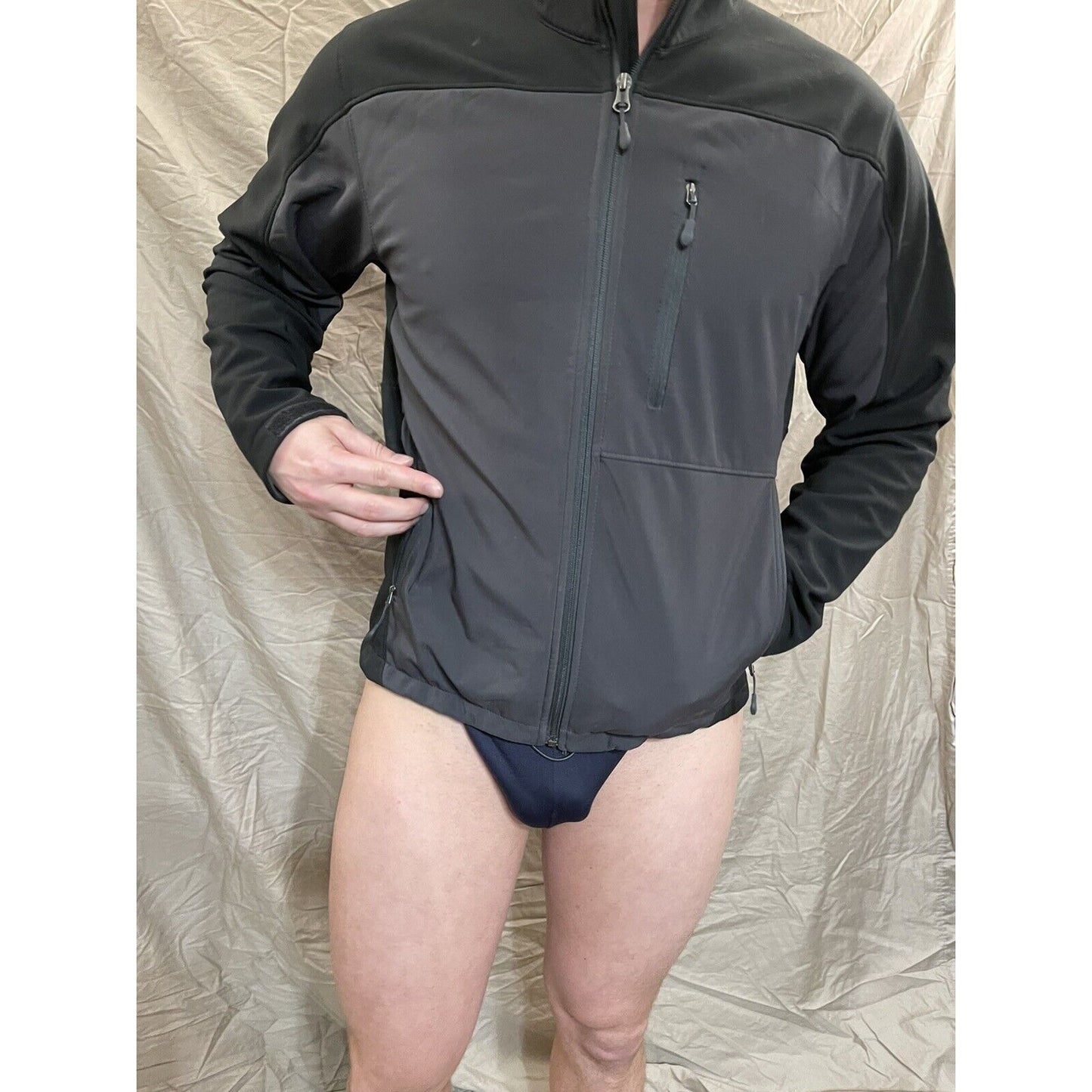 Men's Kirkland signature medium black and gray full zip jacket