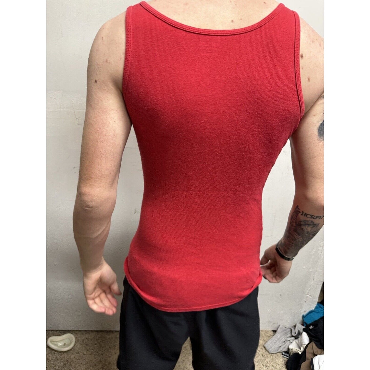 Men’s Large Red Mossimo Muscle Shirt Tank Top