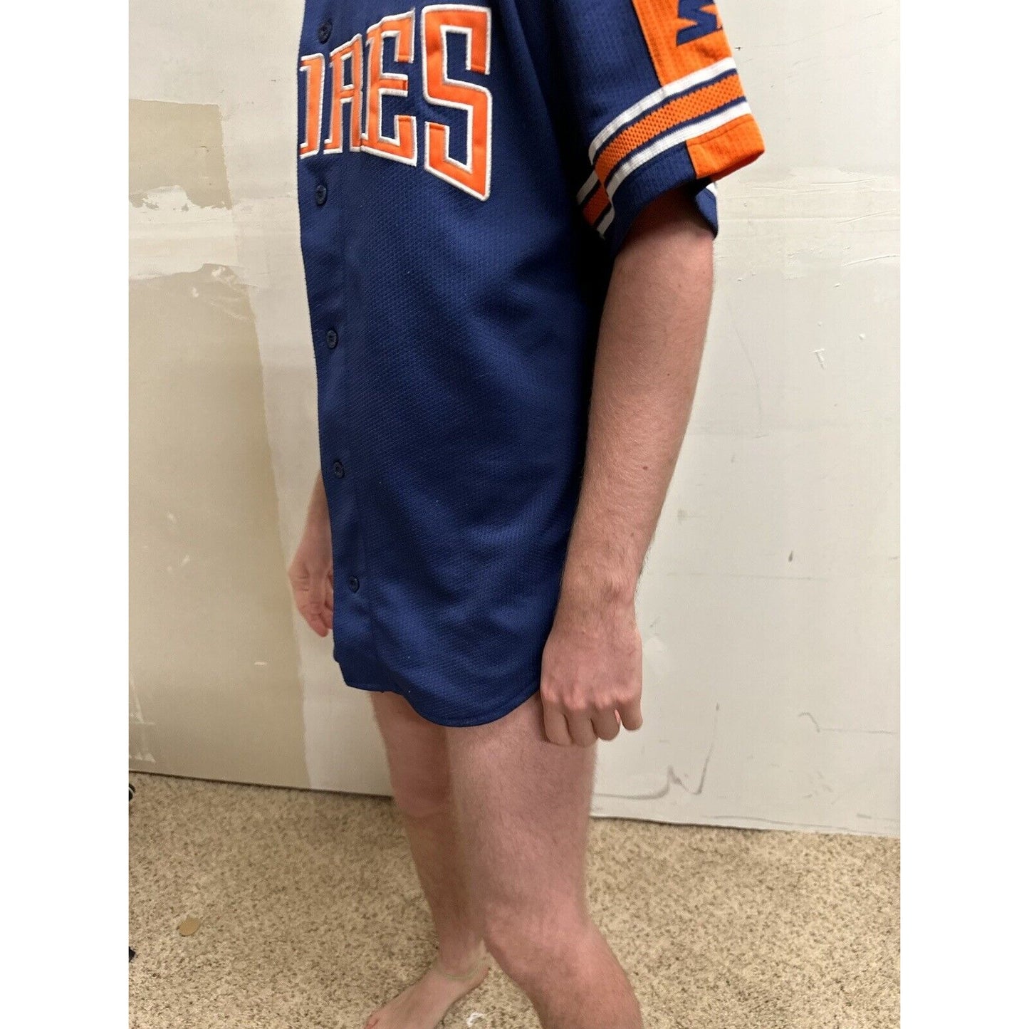 san diego padres genuine merchandise by starter fits like a medium jersey