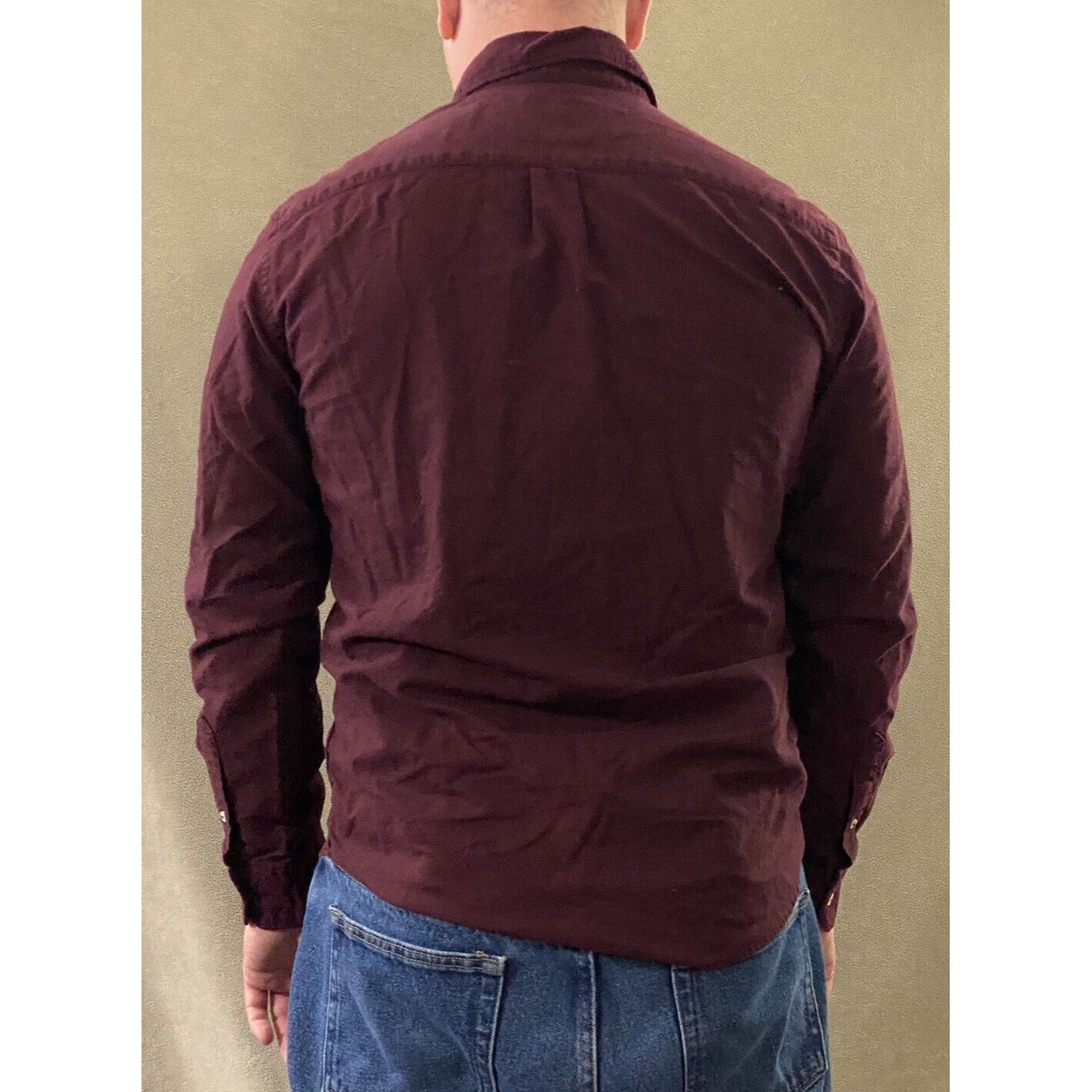 American Eagle Outfitters Men’s Medium Plum Button-down Classic Fit Long Sleeves