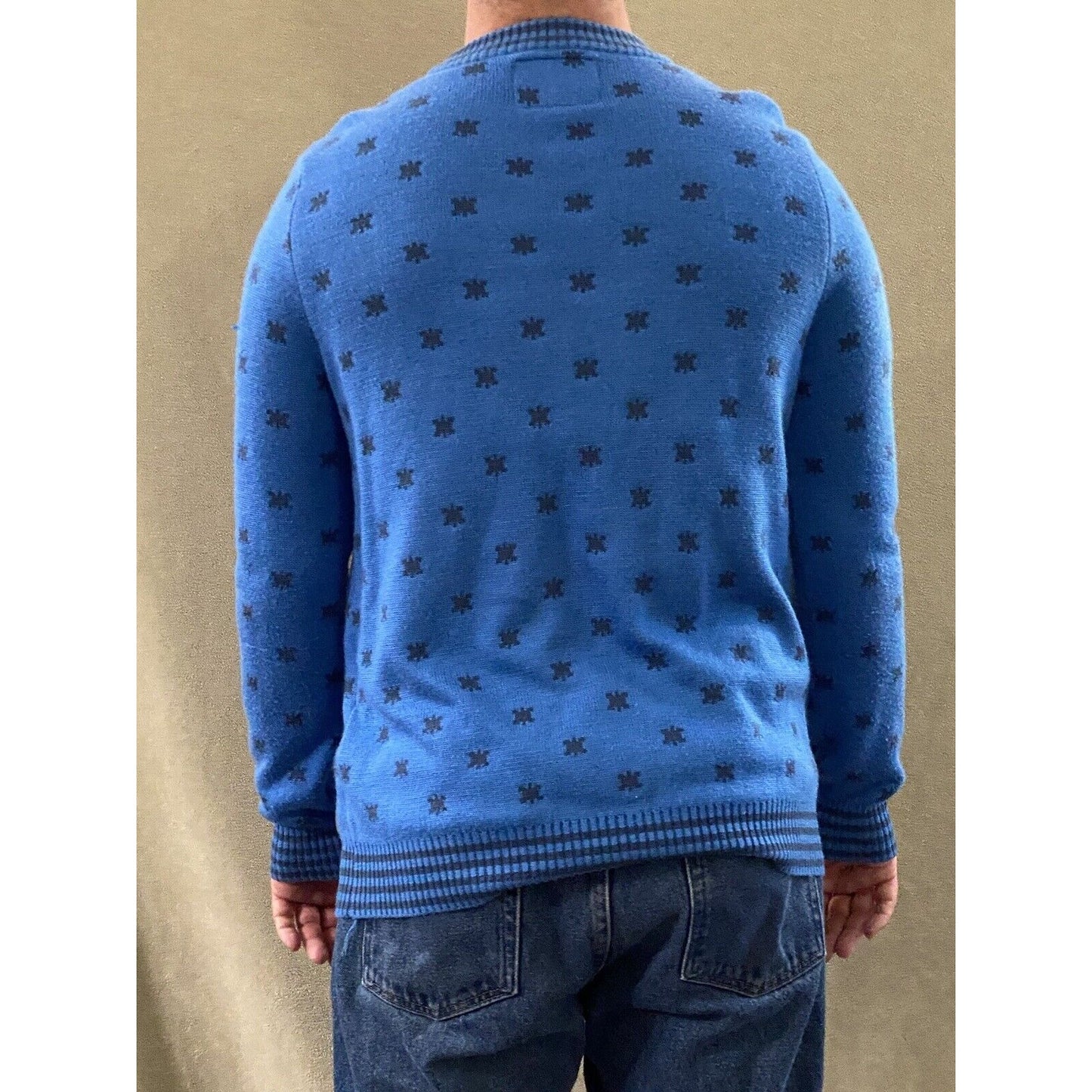 Tipsy Elves Men’s Large Blue “Happy Llamakkah” Holiday Acrylic Pullover Sweater
