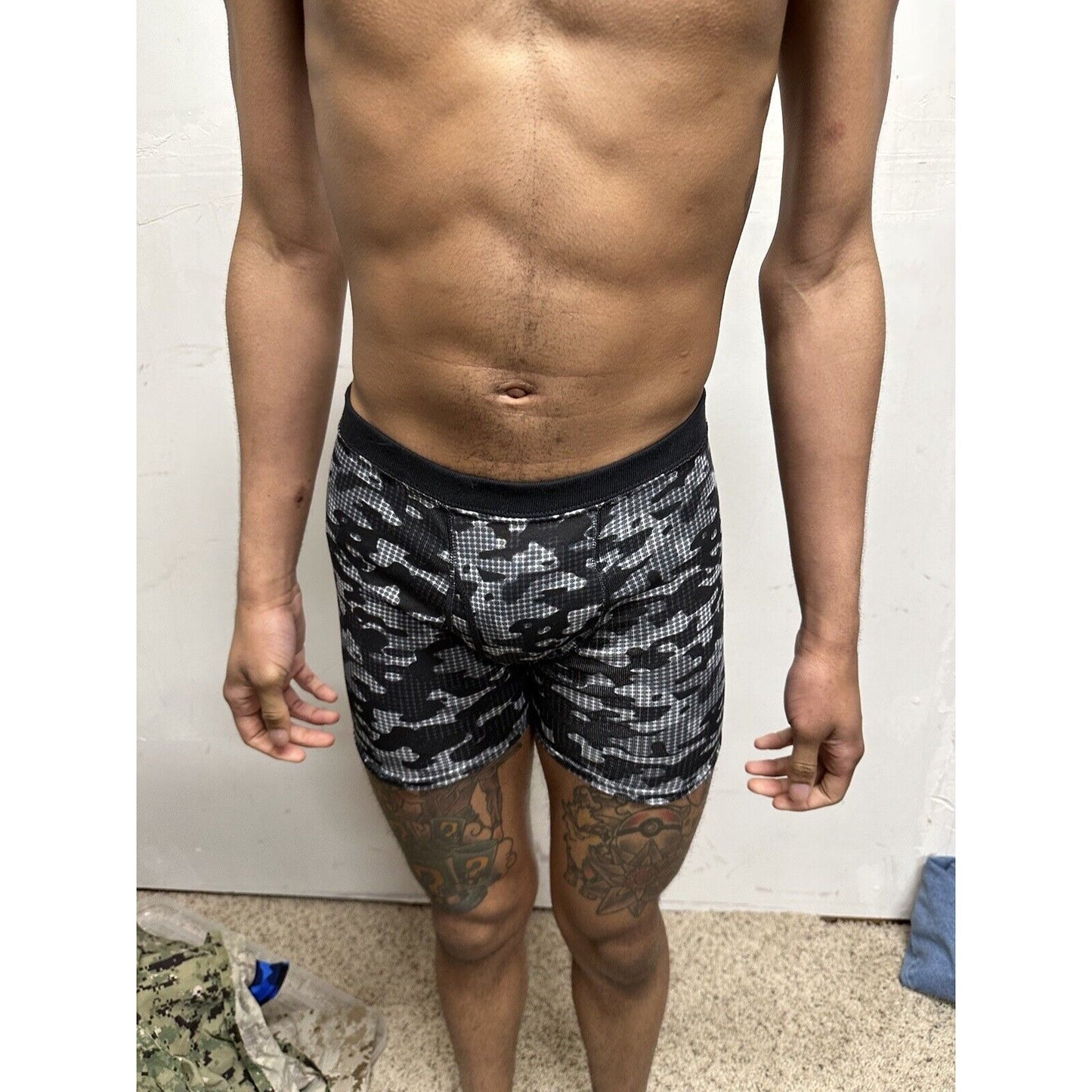 Boys XL black Camo Hanes boxer briefs