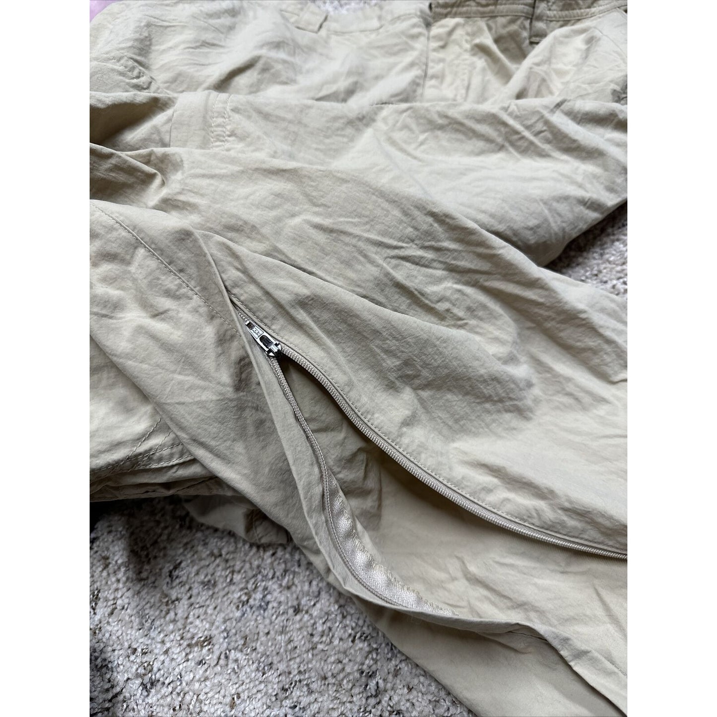men’s khaki REI XL 34 length cargo pants zippered legs