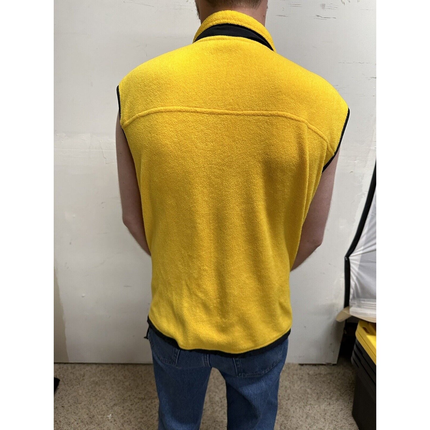 men’s XL prospirit yellow zip up sleeveless vest