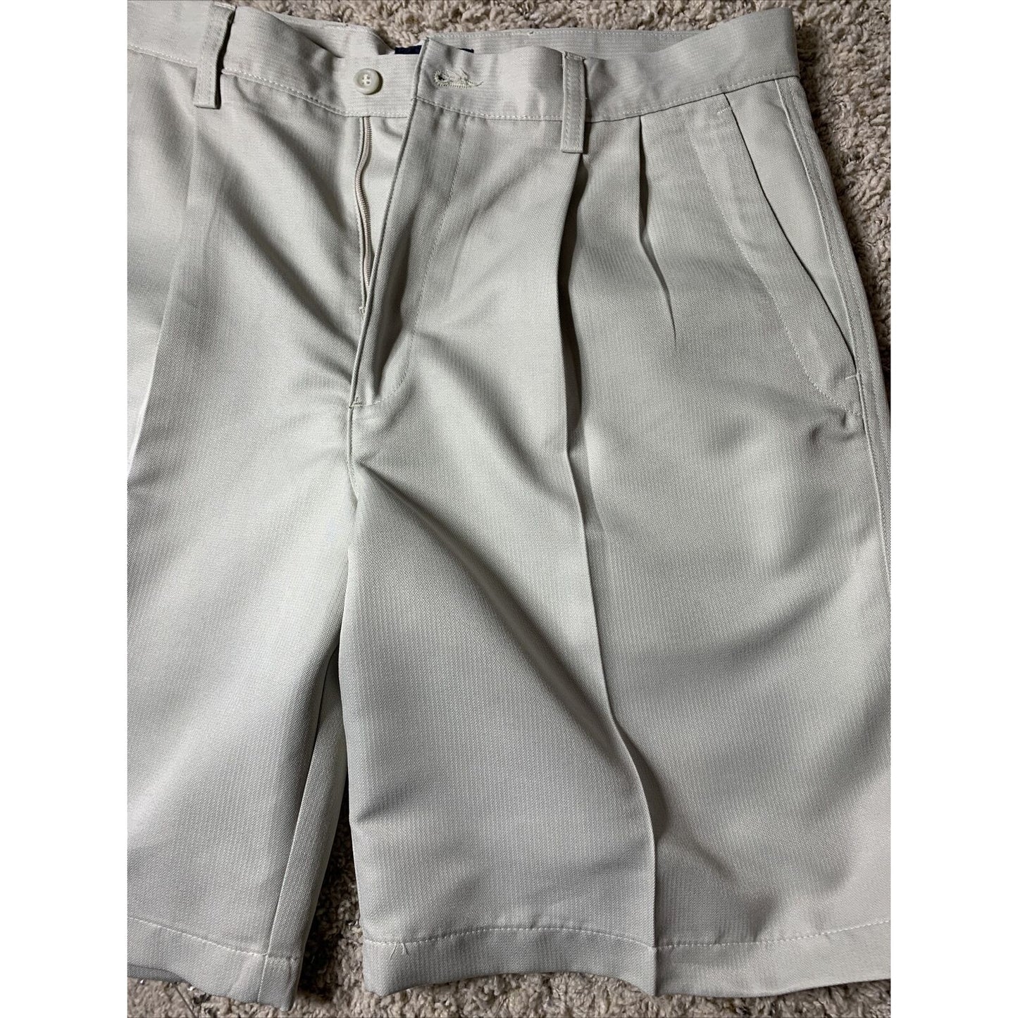 Dockers Golf Shorts Mens Tan/khaki Size 34 Stretch Material-Pleated Relax Fit