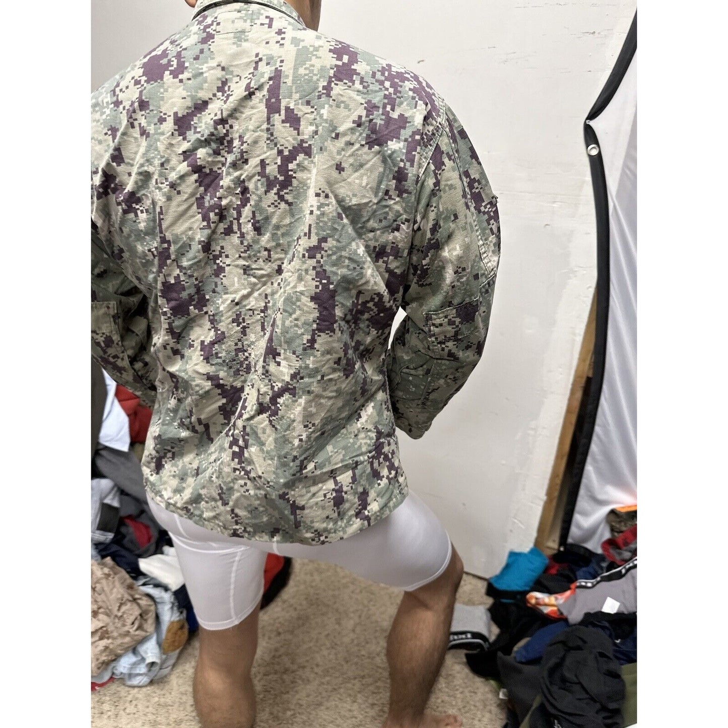 Men’s US Navy Medium XX-Short Camo Top Uniform Blouse