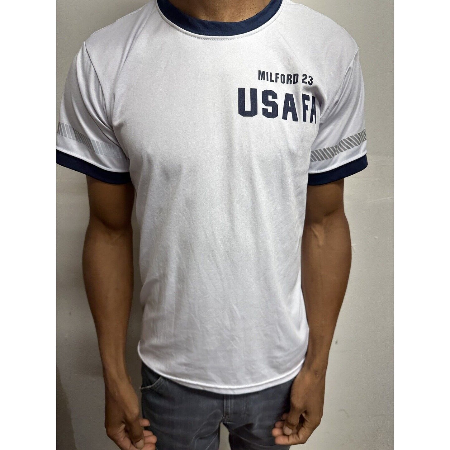 Men’s USAFA Pt Cadet Uniform Shirt Size Small Physical Fitness