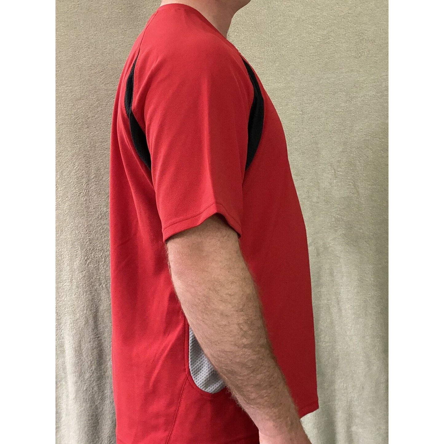 NWT! Champion Double-Dry Elevation Odor Resistant Red Men’s Large Polyester Tee