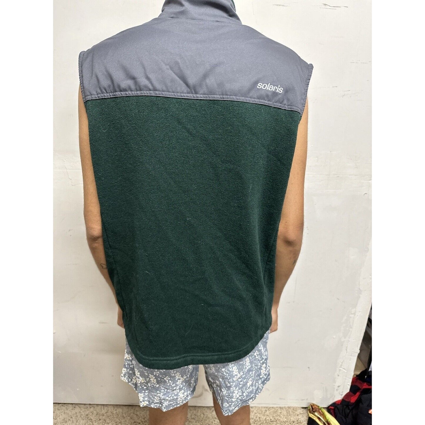 Men’s Large Green Solaris Sleeveless Vest Full Zip