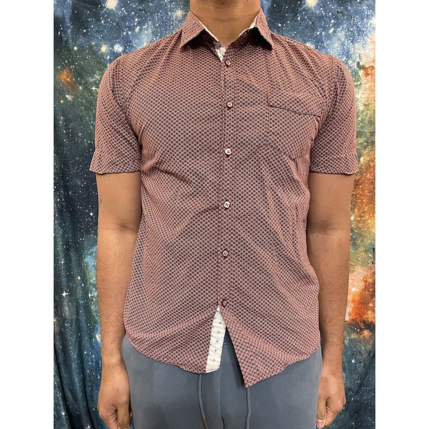 Men’s Lon NYC maroon button up short sleeve first class goods shirt Small Fit