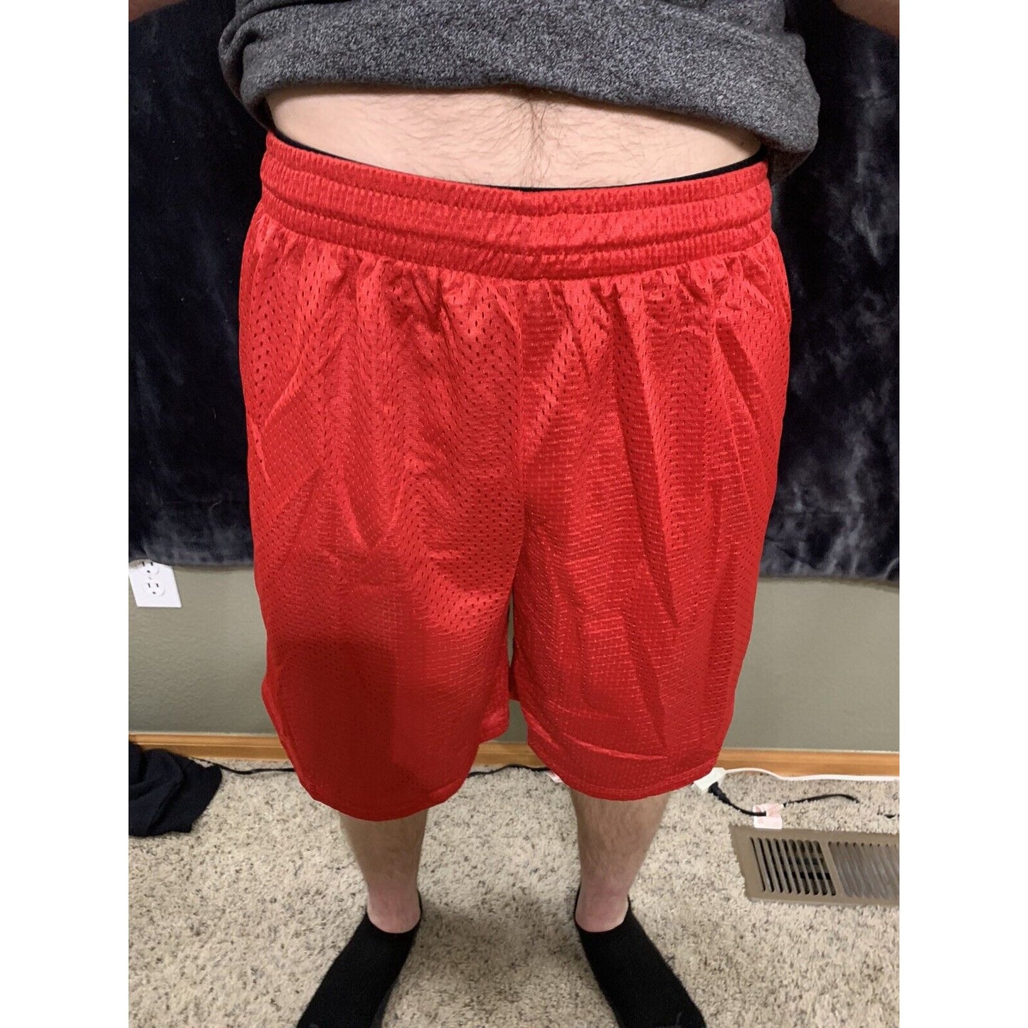 AI Sport Red Mesh Workout Basketball Shorts Men’s XL