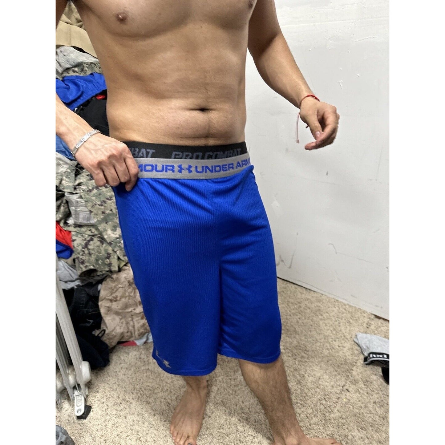 Boy’s Youth xL Under Armour Blue Heatgear Shorts Loose