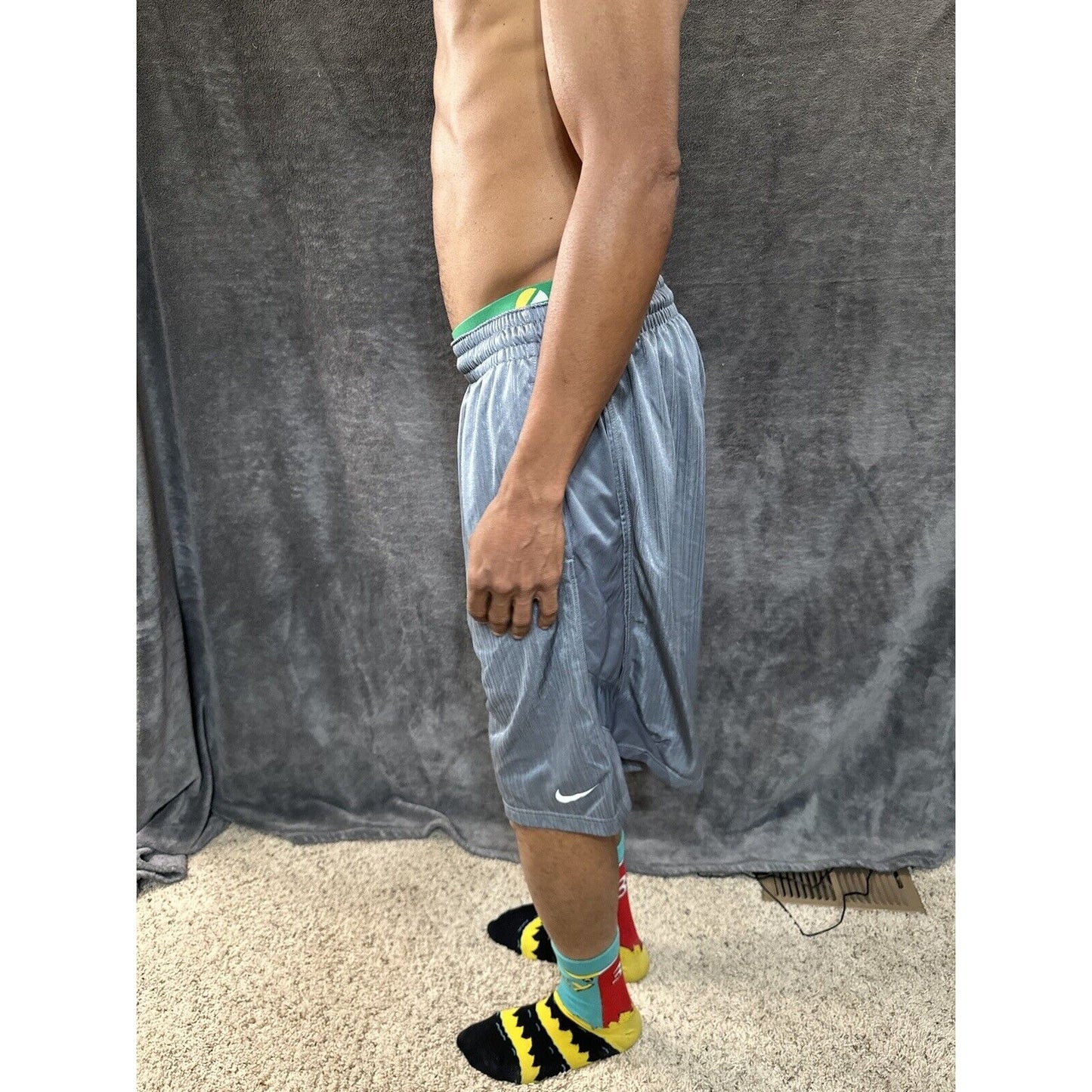 Men’s Nike XL Shorts With Pockets Gray