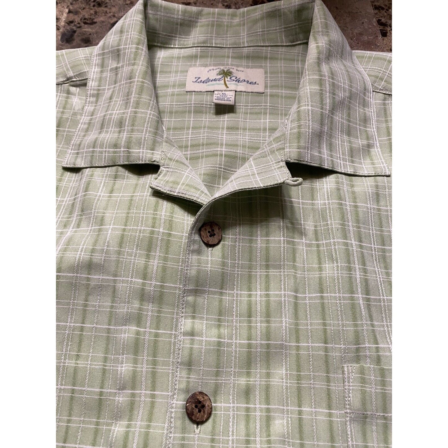 Island Shores Light Green Checkered Men’s XL Button-down Short Sleeves