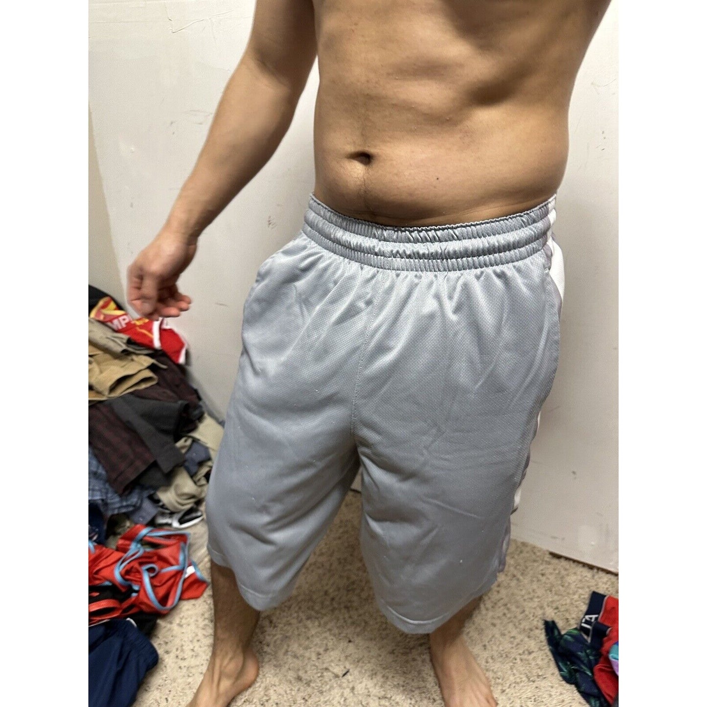 Men’s Gray Dri Fit Nike Medium Athletic Shorts With Pockets