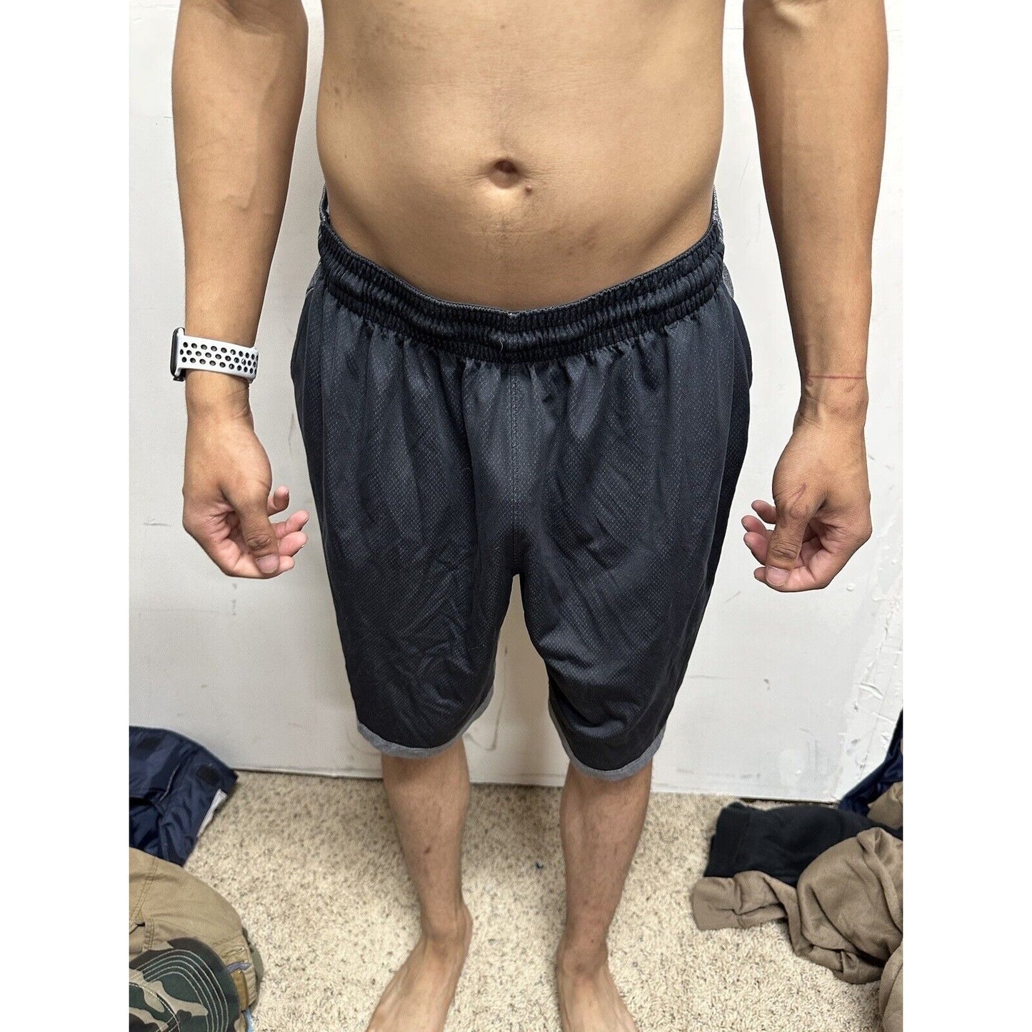 Men’s Black And Gray Nike XL Athletic Shorts With Pockets