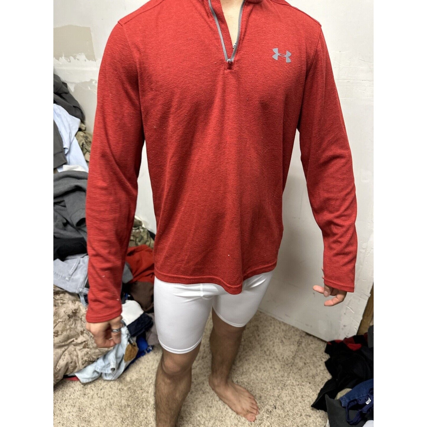 Men’s Red Loose Medium Under Armour 1/4 Zip Pull Over