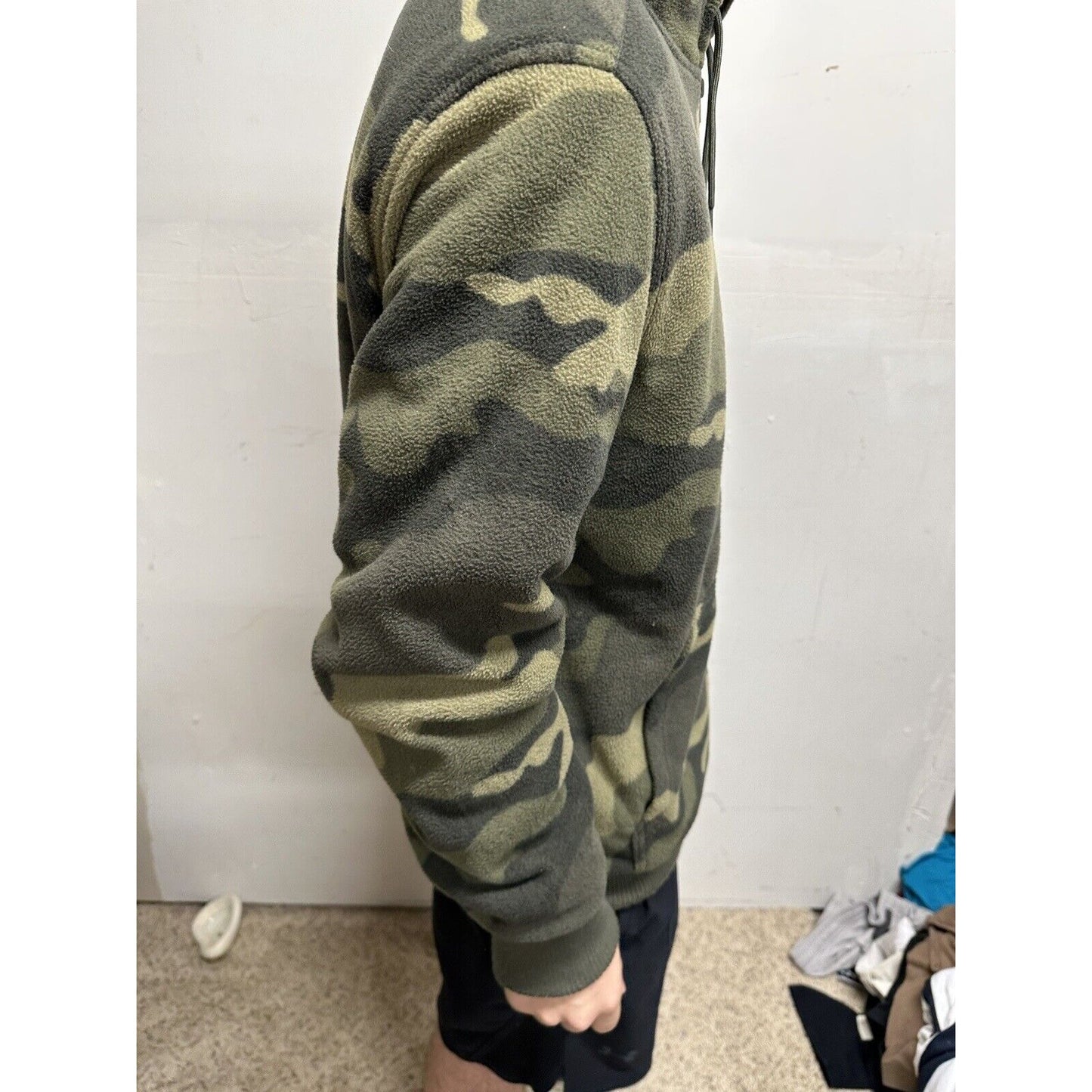 Men’s Fuzzy Large Mossimo Camo Hoodie Full zip Jacket