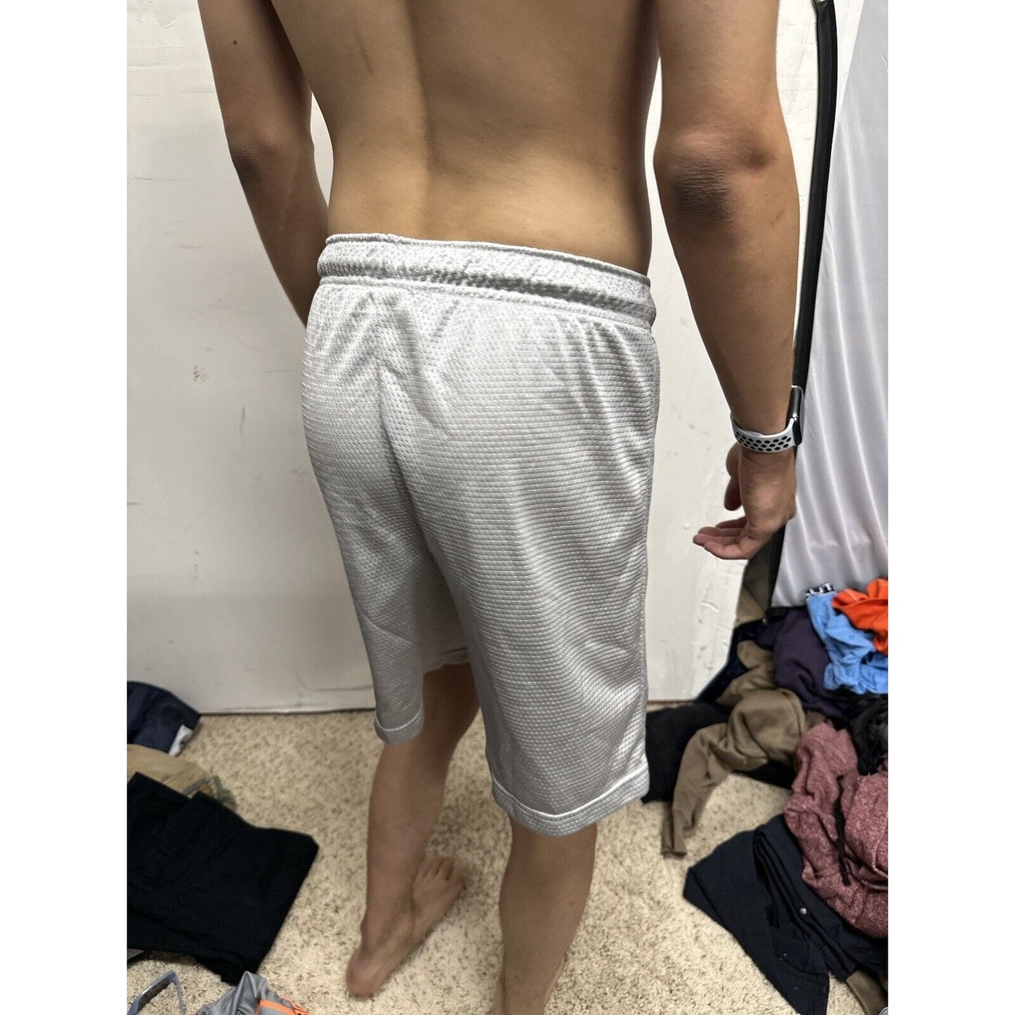 Men’s Pro Spirit Small Silver Athletic Shorts