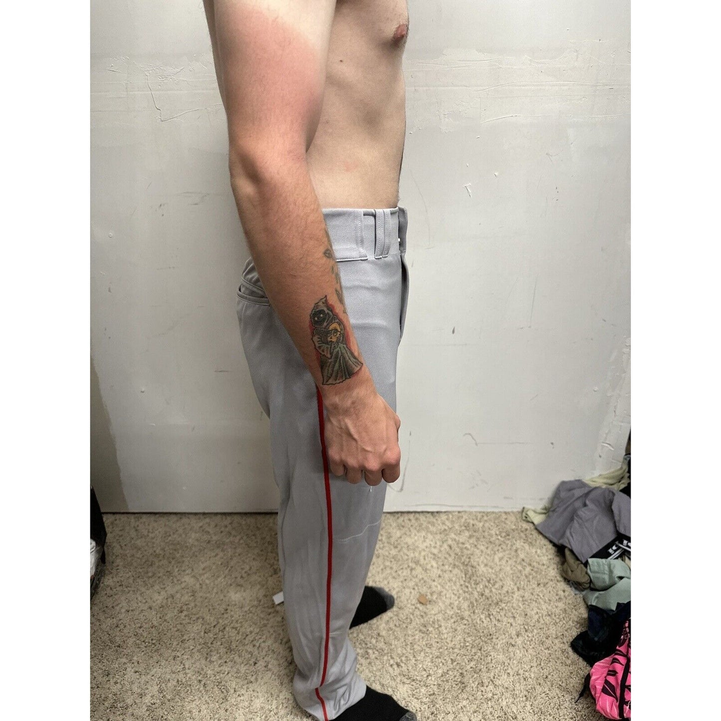 Men’s Chanmpro Adult Medium Gray Baseball Pants Red Stripe