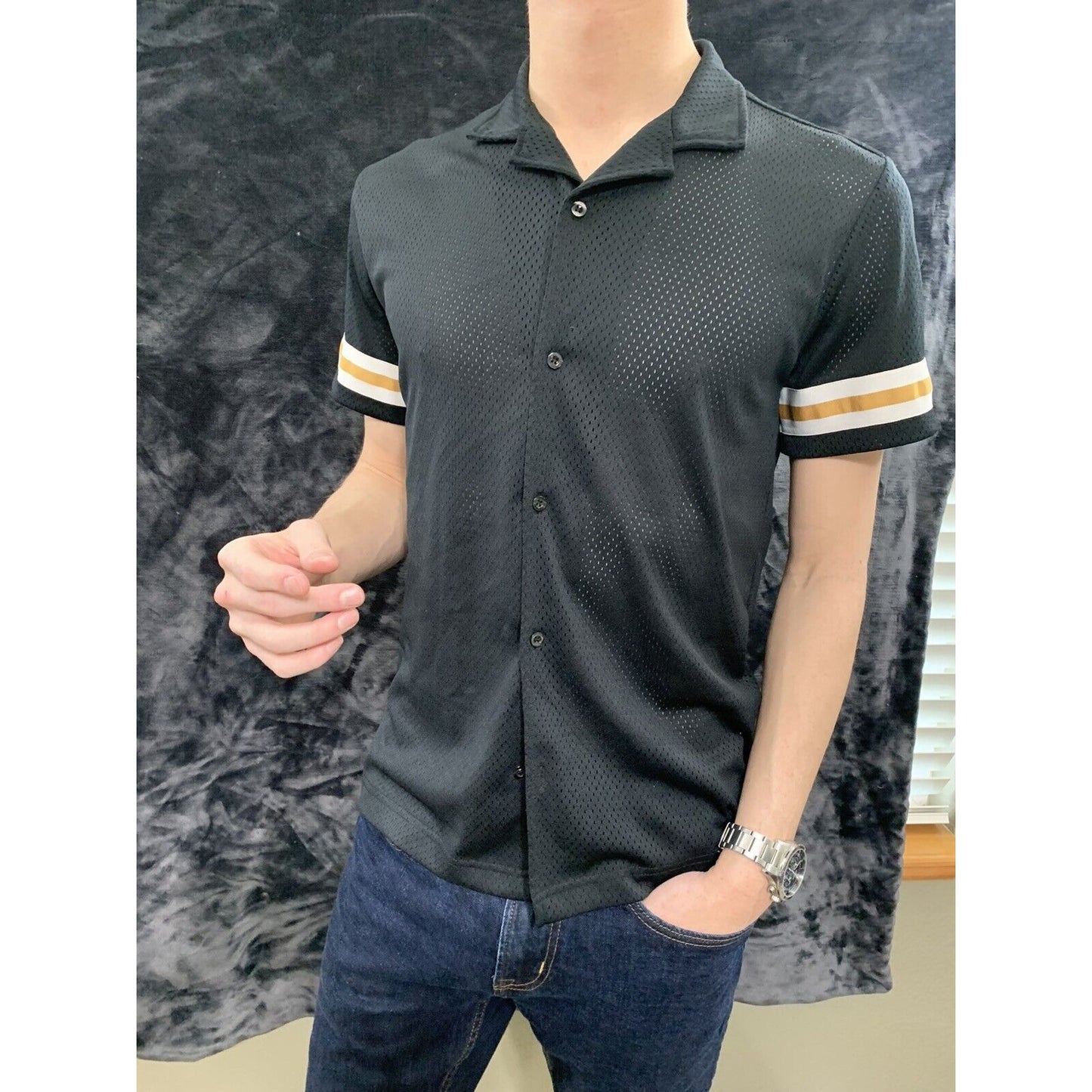 Forever 21 Men’s Small Mesh Black Button Up Short Sleeve Shirt