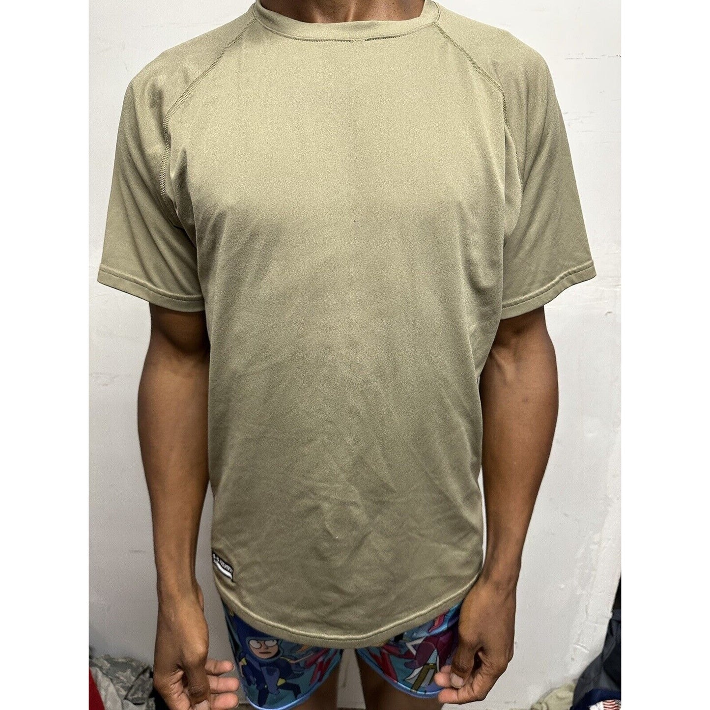 Men’s Ocp Tshirt Under Armour Medium Tactical Shirt Sleeve Shirt Coyote Brown