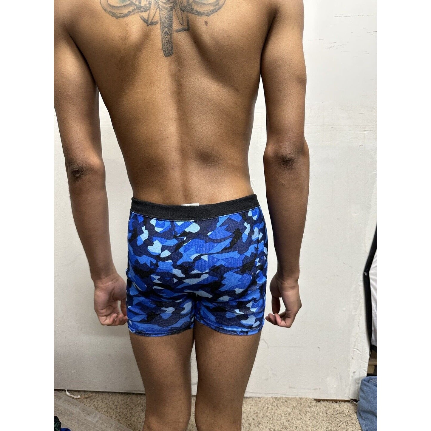 Boys XL blue Camo Hanes boxer briefs