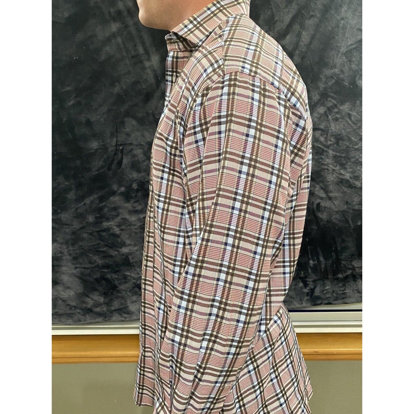 Thomas Dean Men’s Large Red / Pink Plaid Button-down Long Sleeves