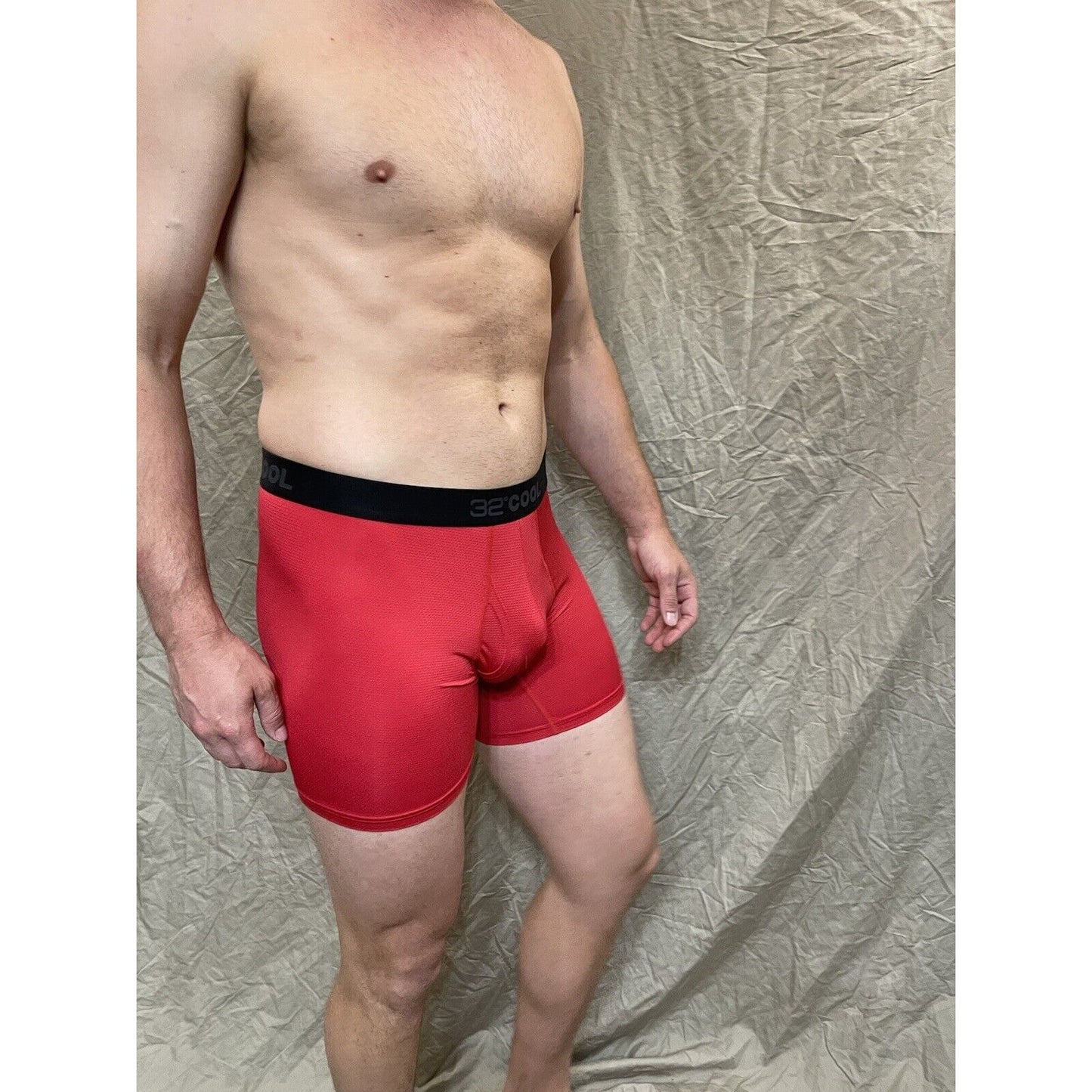 men's 32 degrees cool fire engine red compression boxer briefs Small