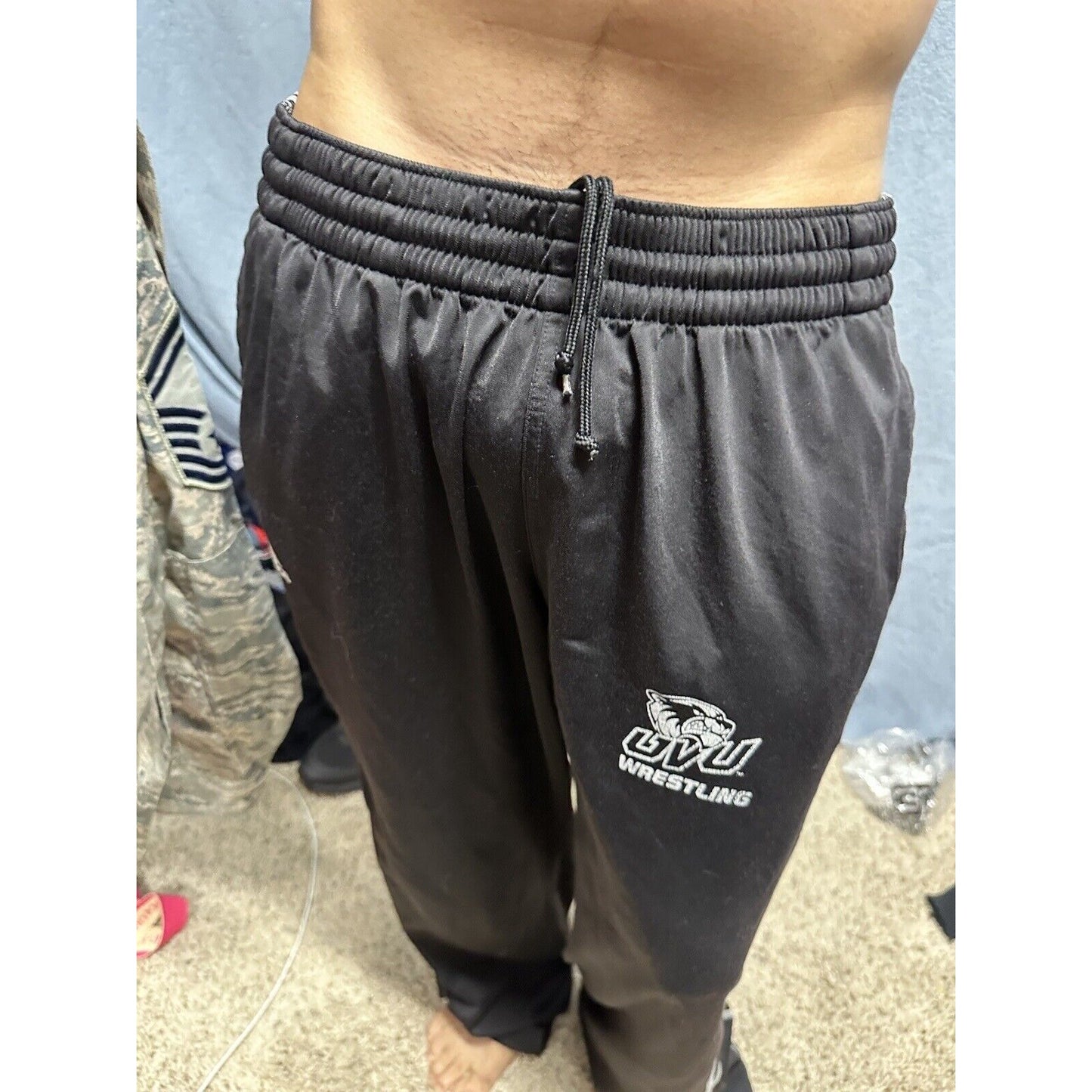 Men’s Black Adidas UVU Wrestling Sweat Pants Size XL Black