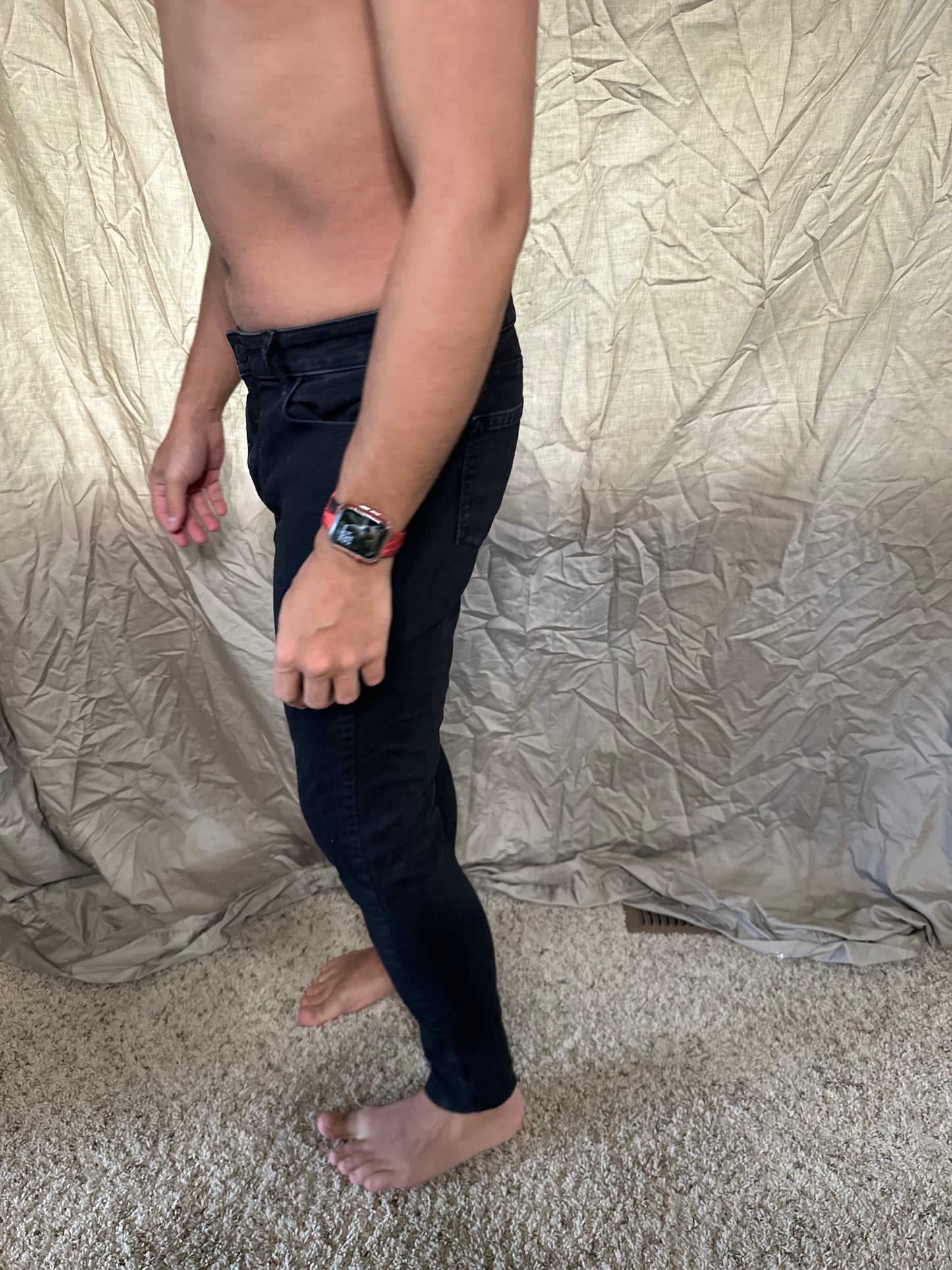 Women’s black super skinny size 8 mid-rise old navy jeans