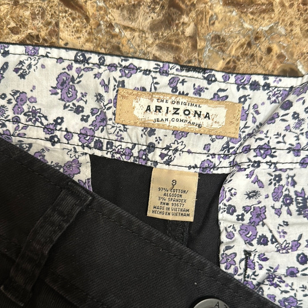 Women’s Arizona jeans size 9 cotton spandex shorts black