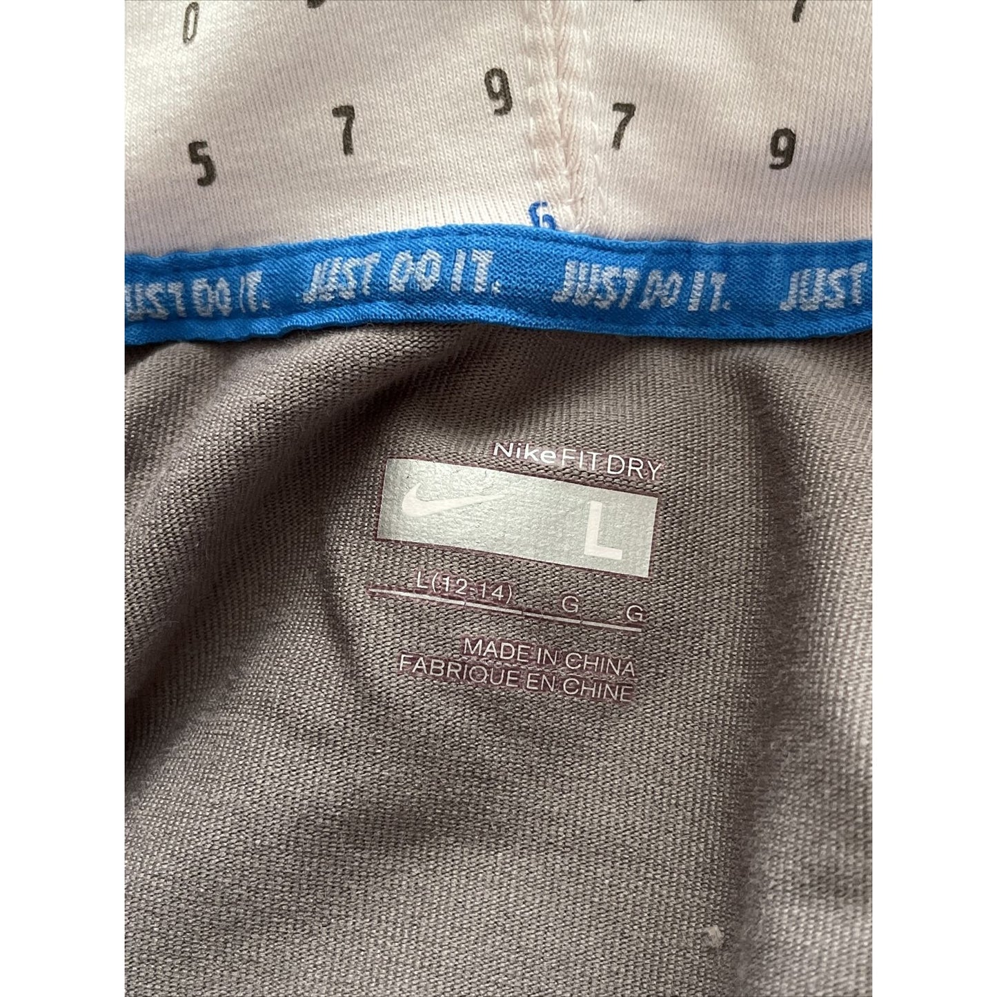 Nike Boy’s Large Gray Striped Hoodie size 12-14