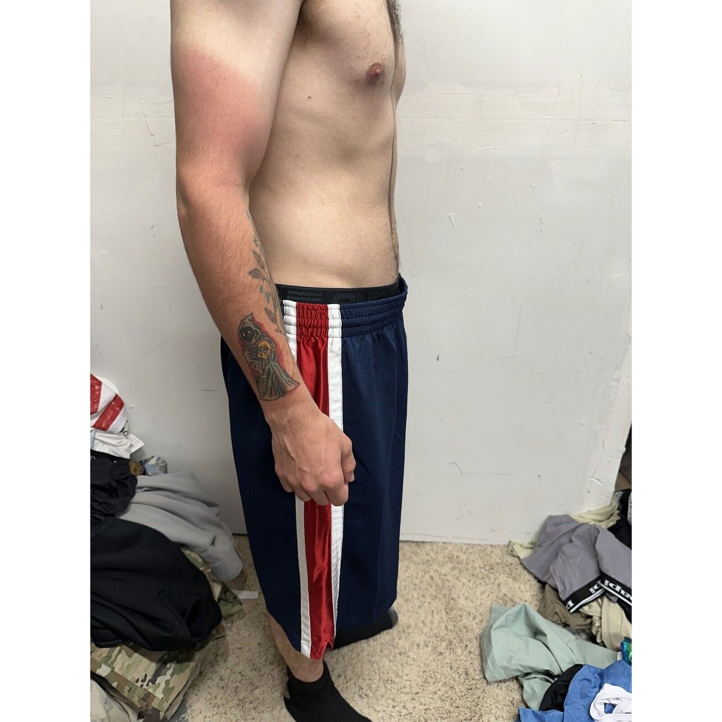 Men’s Red White And Blue Nike Basketball XL No Pockets Athletic Shorts