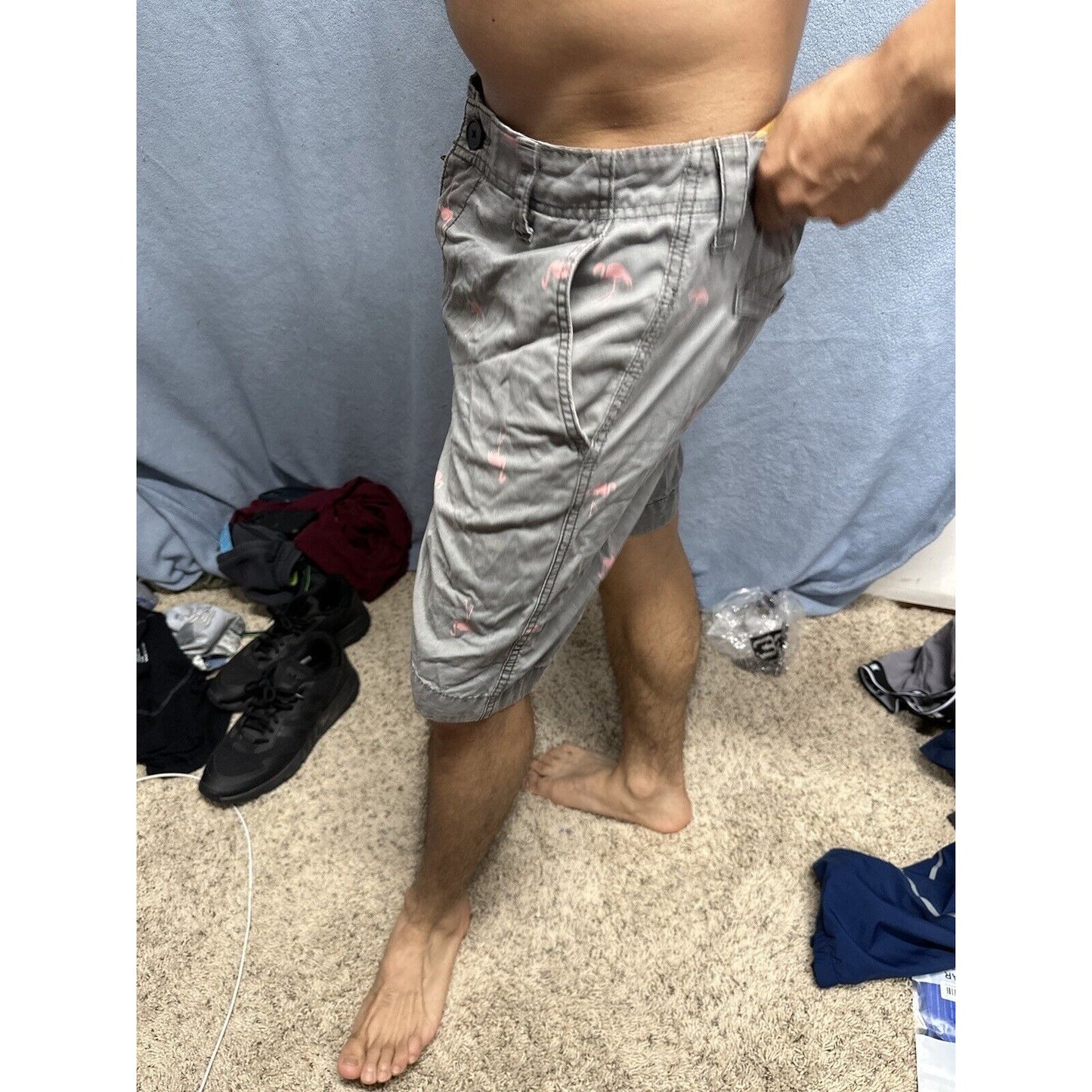 Men’s Gray Flamingo Aeropostale Shorts Size 32