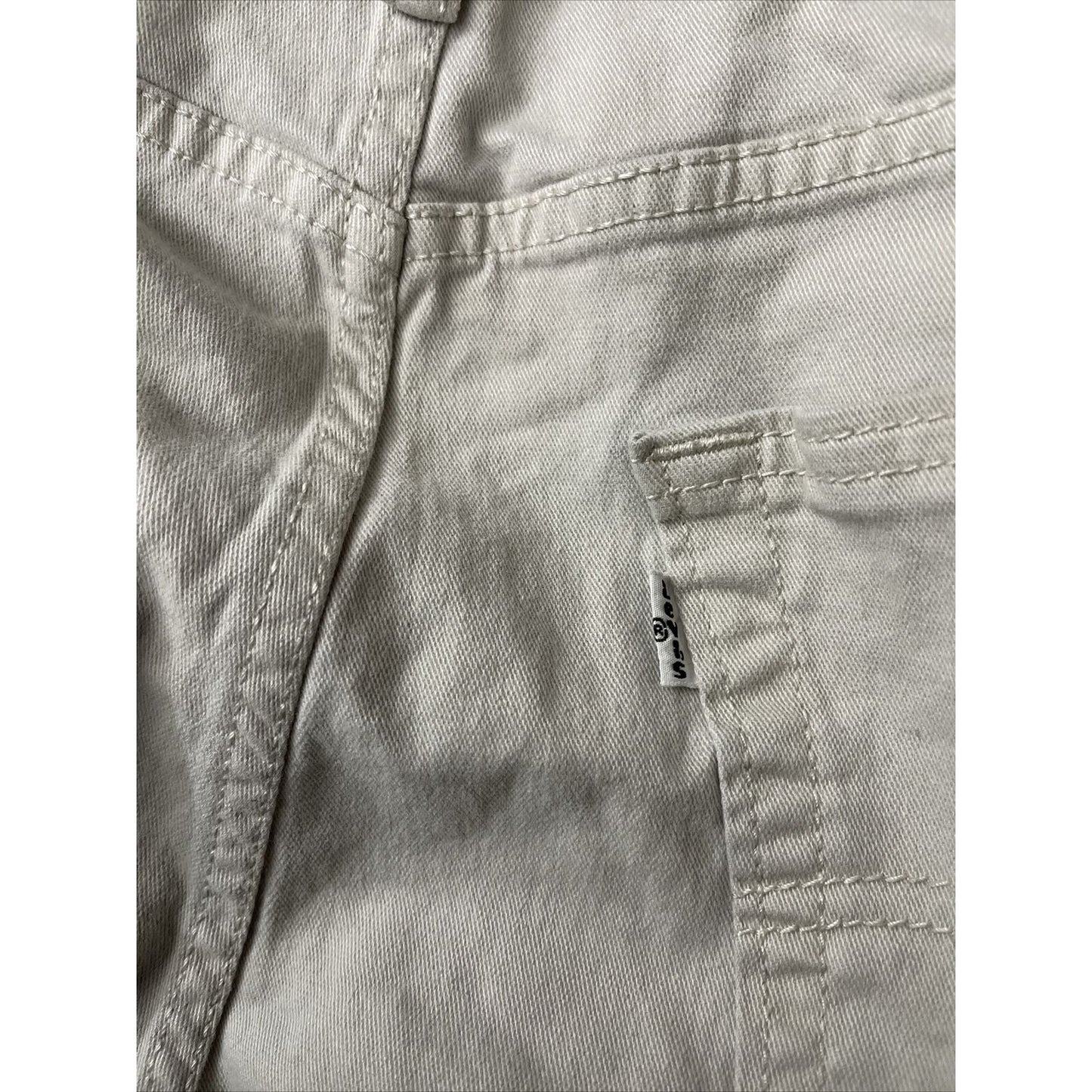 MEN'S LEVI JEANS 502 Size 34 x 32 Taper Below Waist Gray