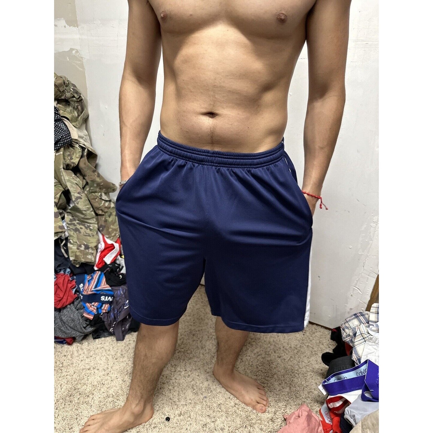 Men’s Dark Blue Large Under Armour Athletic Shorts With Pockets