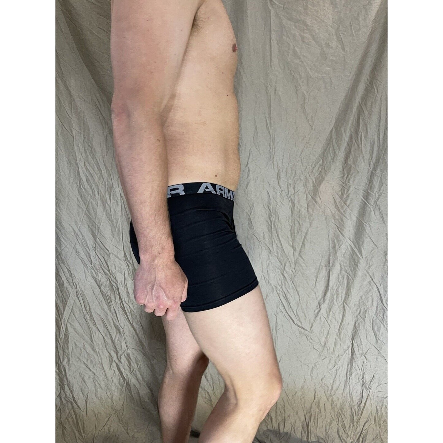youth XL Black under armour fitted heat gear boxer briefs