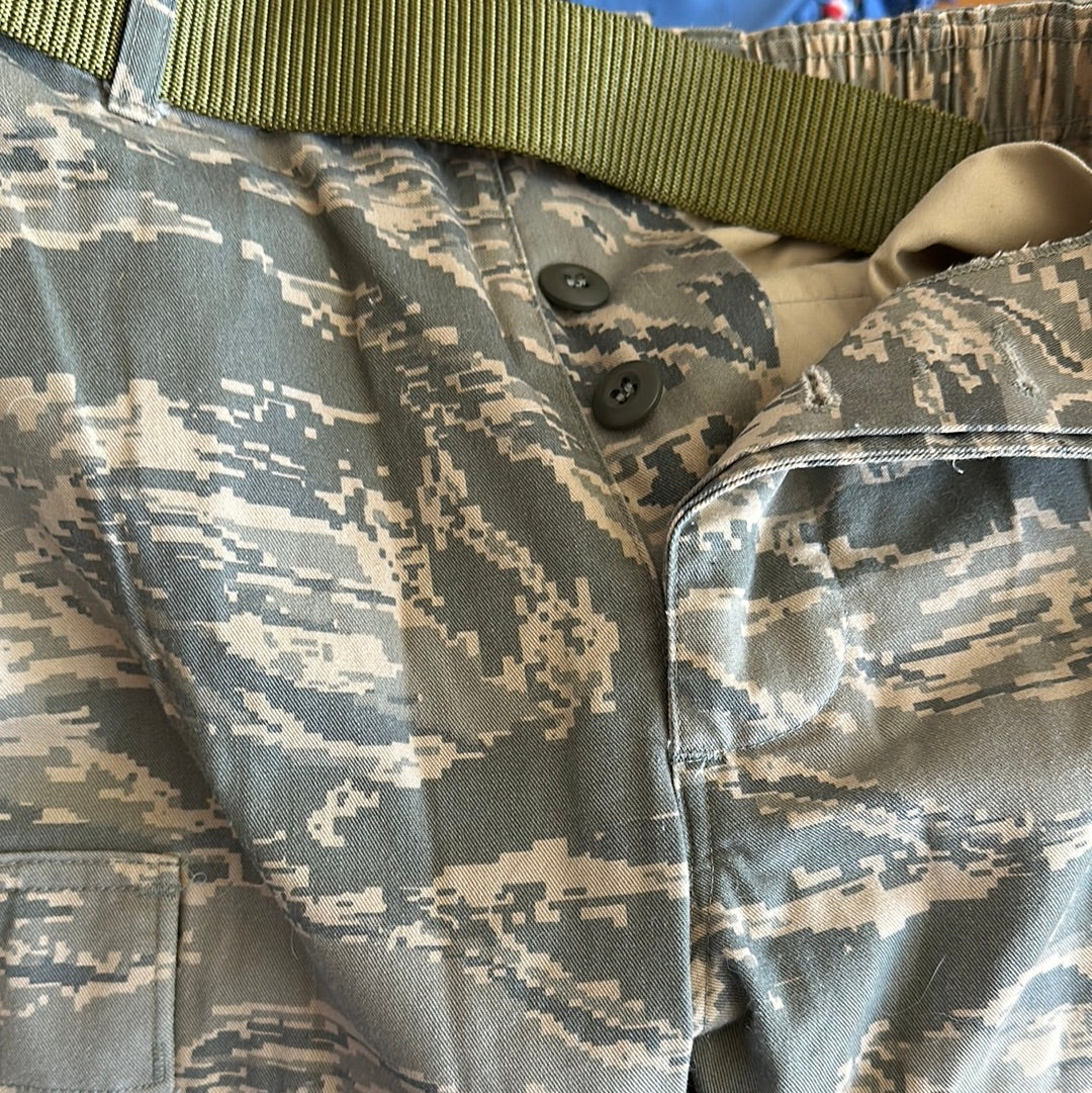 Men’s 30R Abu airman battle uniform USAF civil air patrol pants with olive green belt included