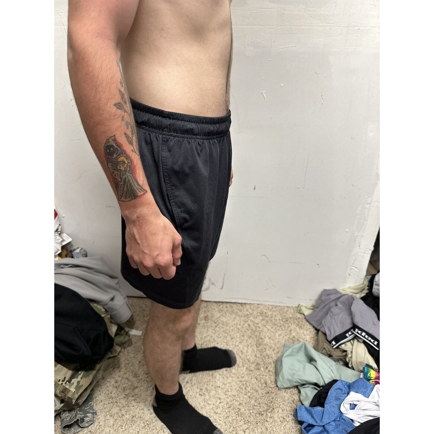 Men’s Black Medium Reebok Shorts With Pockets