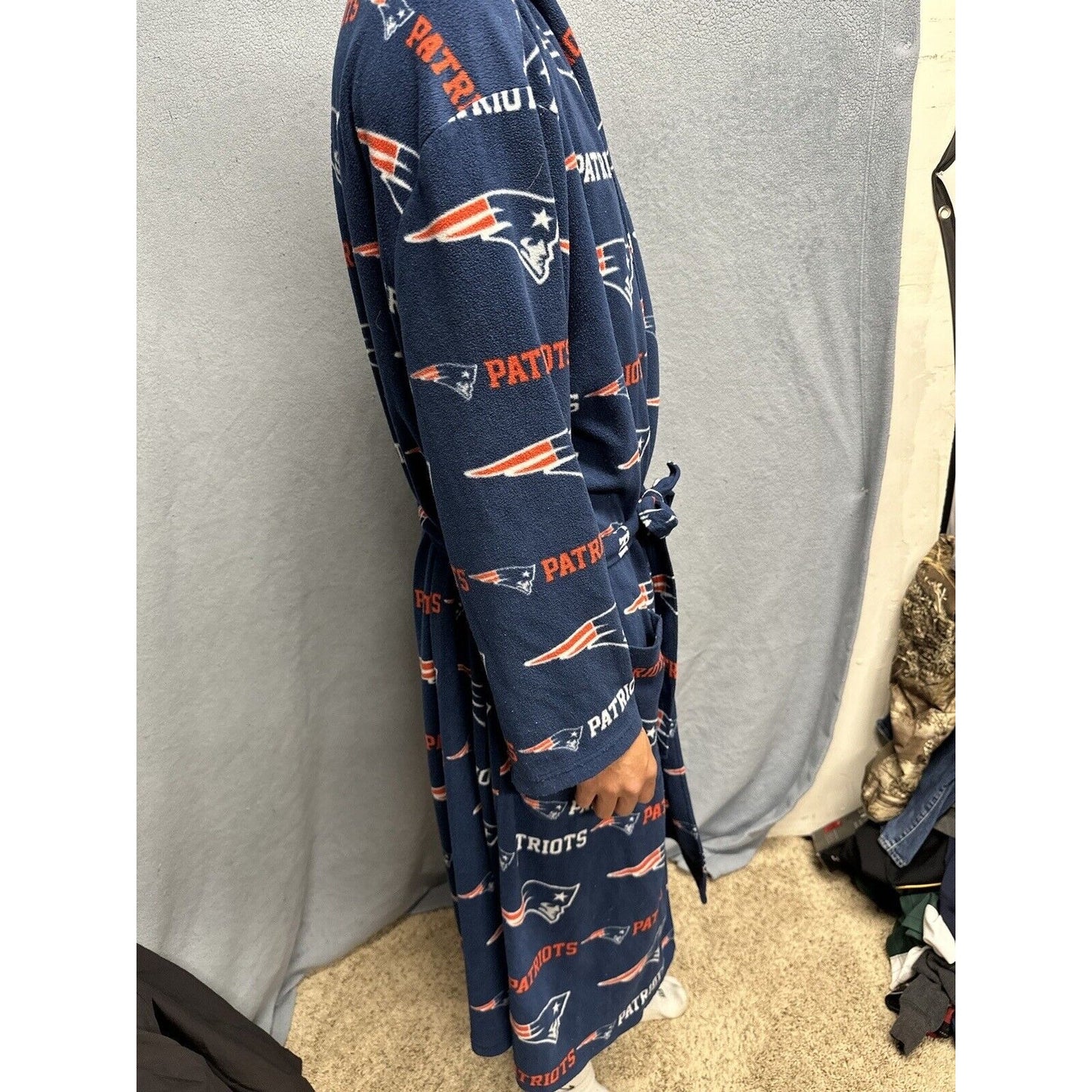 Men’s New England Patriots Team NFL Apparel Sleepwear One Size Fits Most Robe