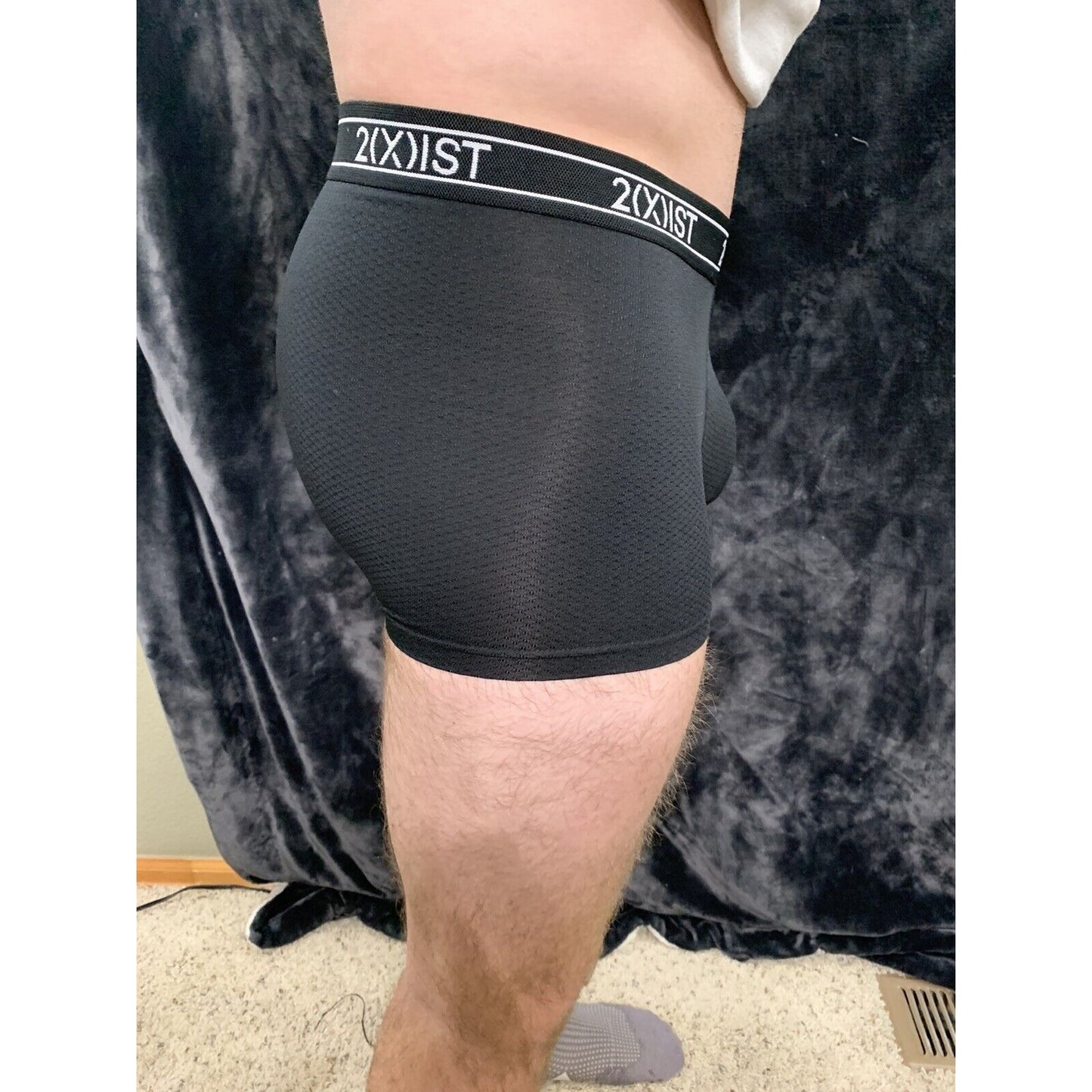 2xist Men’s Black Compression Trunks 13% Spandex Large
