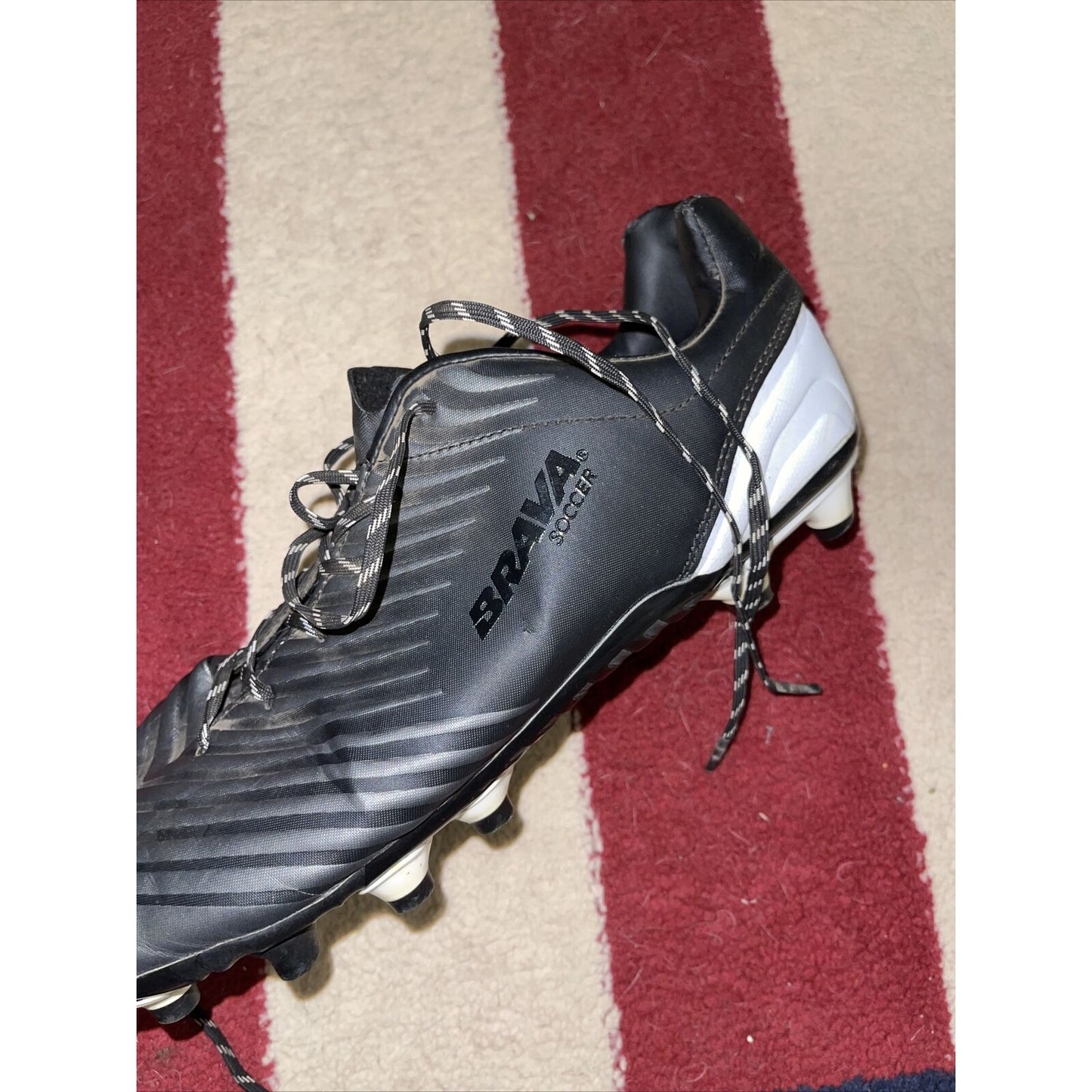 Brava Soccer Cleats / Men’s 11.5 D / Lace-up / Moulded Cleats / USAFA Cadet