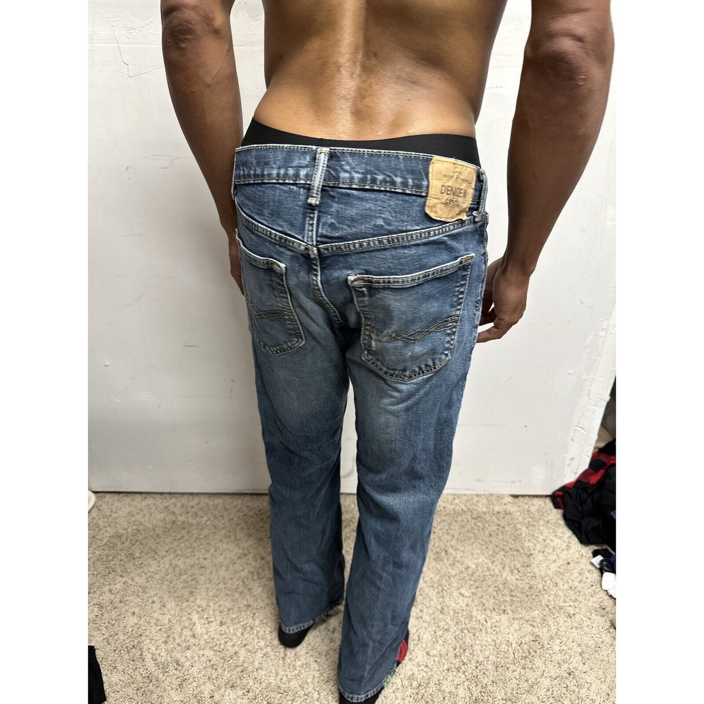 Men’s Denizen Levi’s 285 Relaxed Fit 32 X 32 Blue Jeans