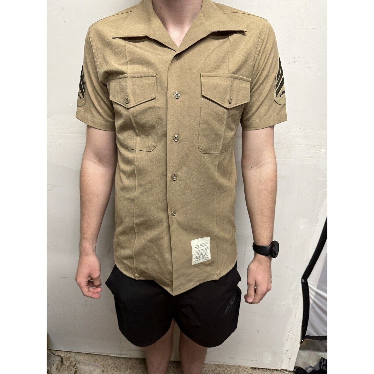 Men’s Medium Usmc Marine Button Up Uniform Shirt