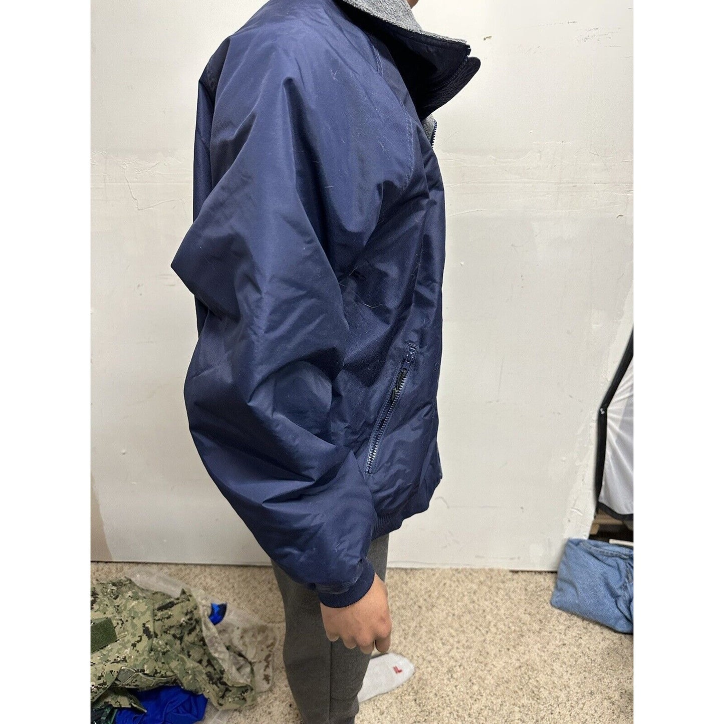 Men’s Galls Large nylon jacket Air Force security forces onizuka afs, California