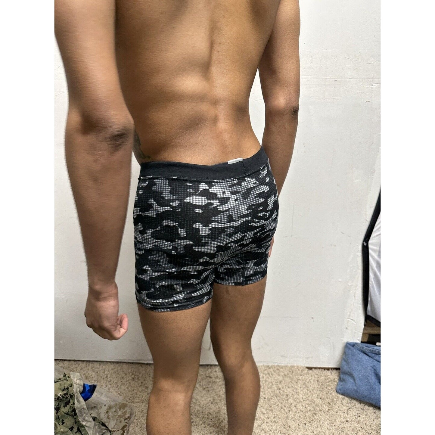 Boys XL black Camo Hanes boxer briefs
