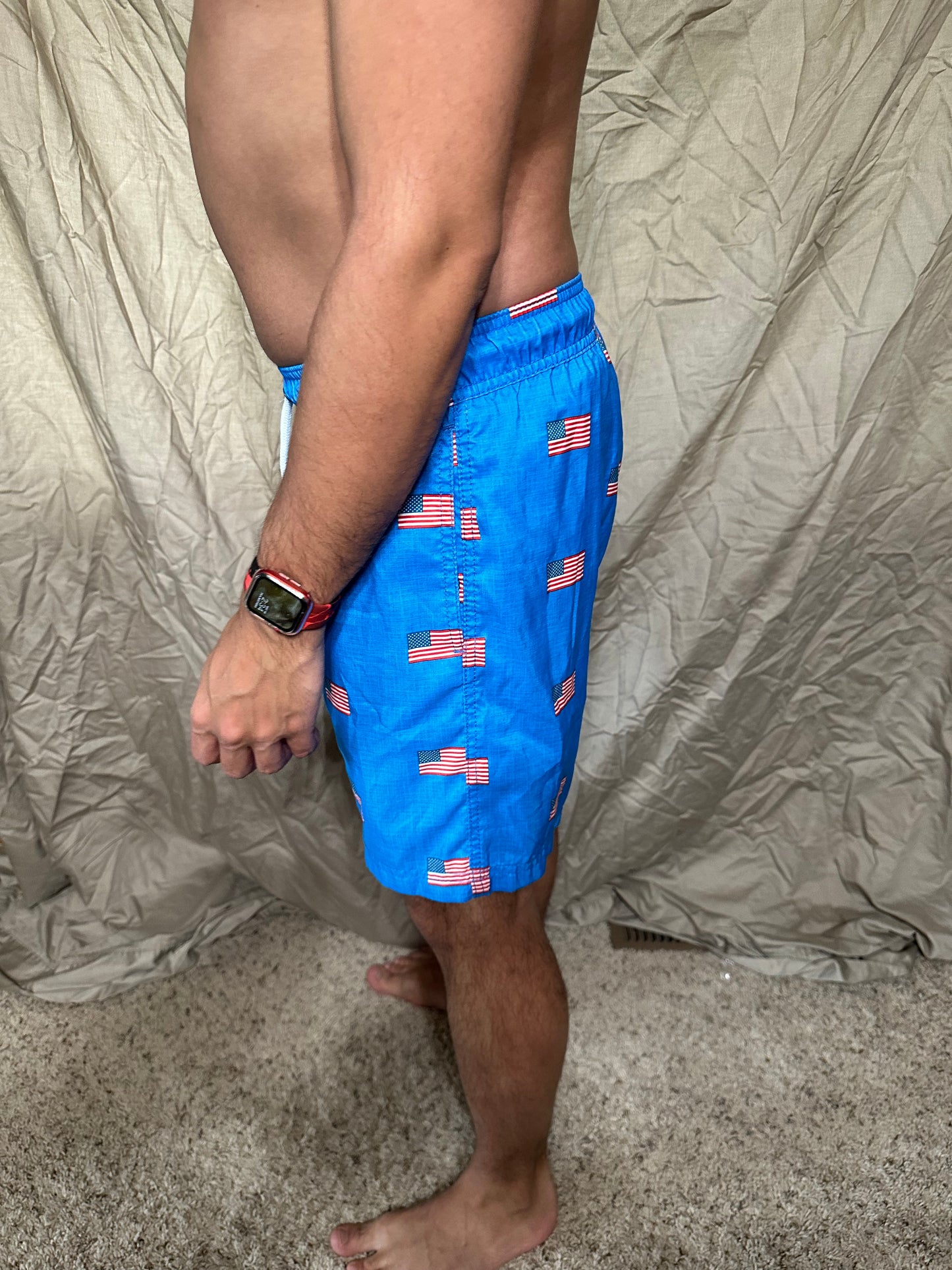 Men’s blue American flag patriotic size medium bathing suit with lining and pockets us apparel