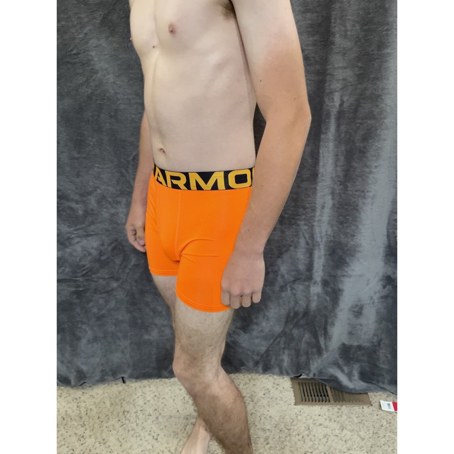 boy's youth large neon orange heatgear under armour fitted boxer brief
