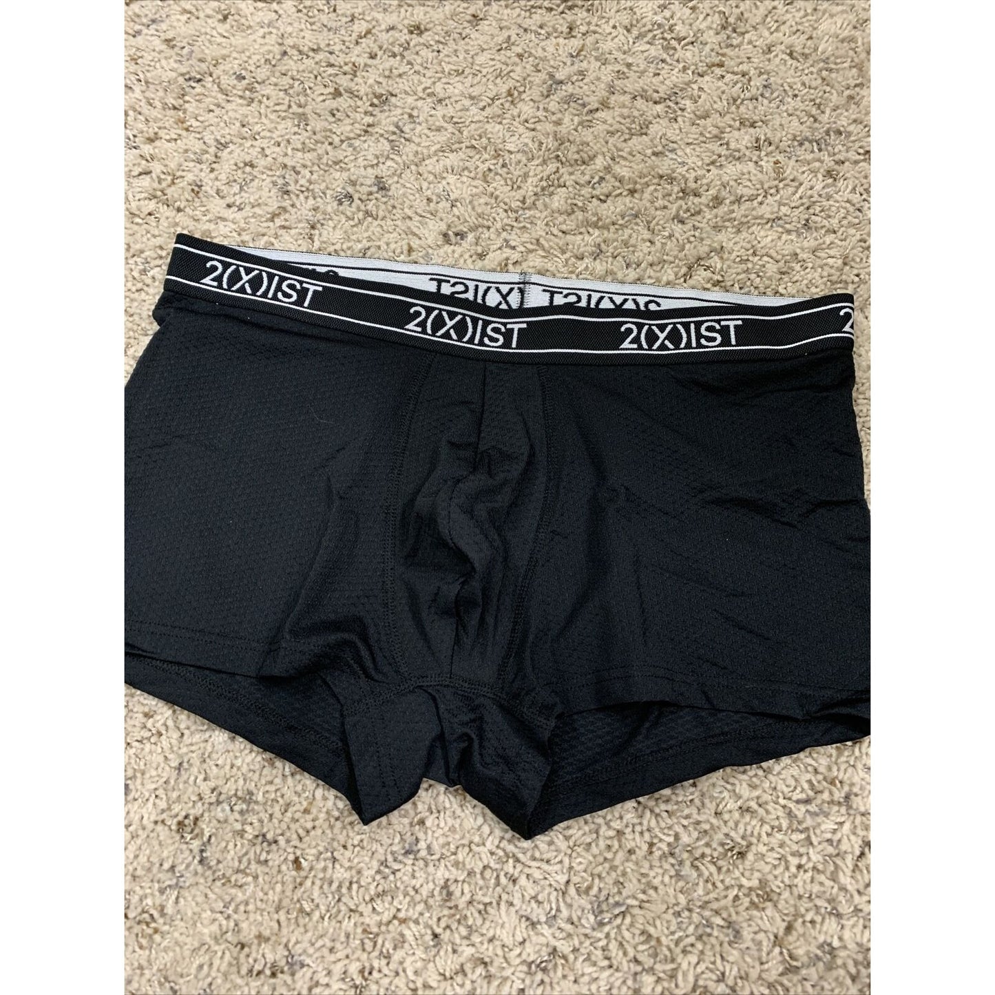 2xist Men’s Black Compression Trunks 13% Spandex Large
